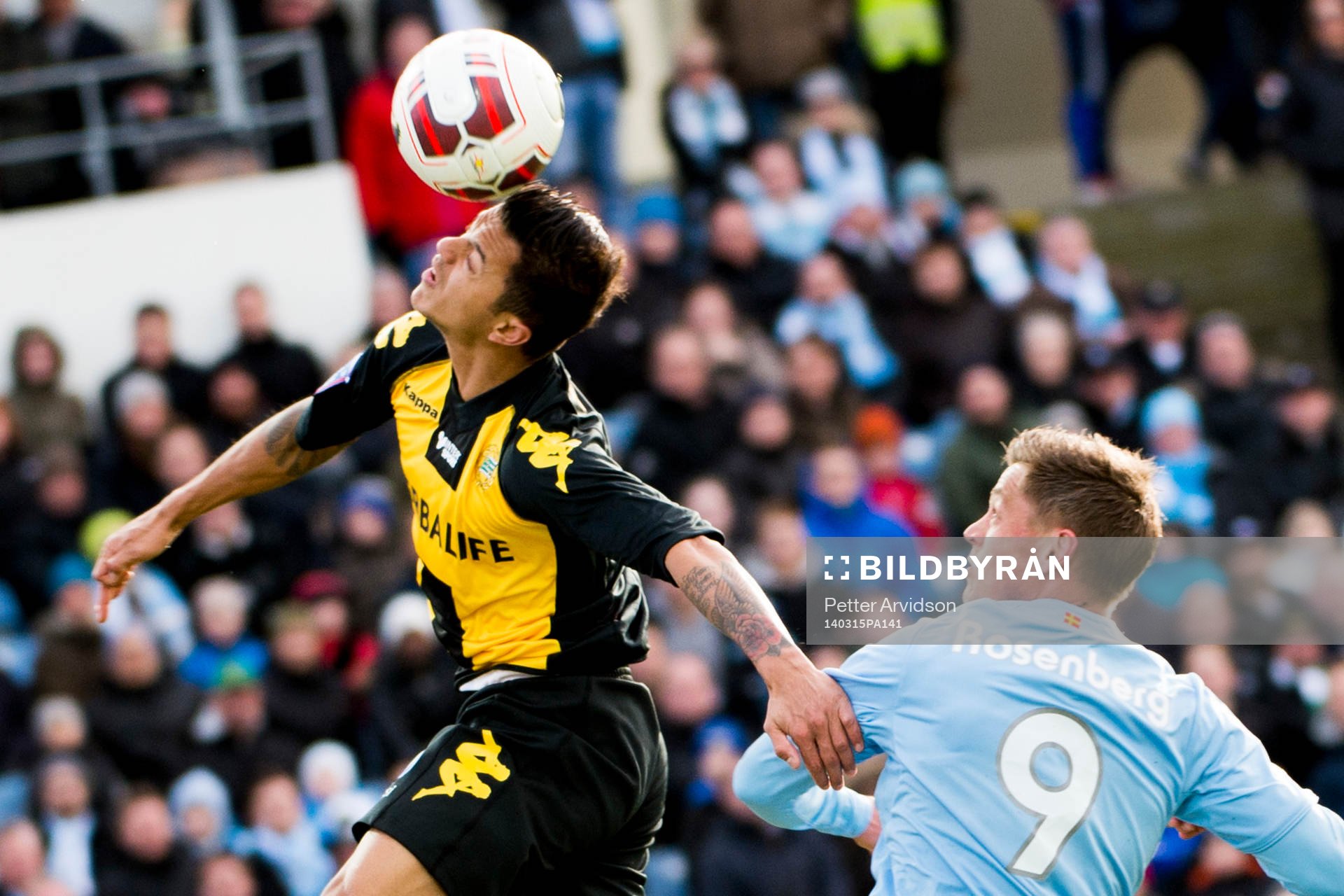 Hammarbys Michael Timisela och Malmös Markus Rosenberg