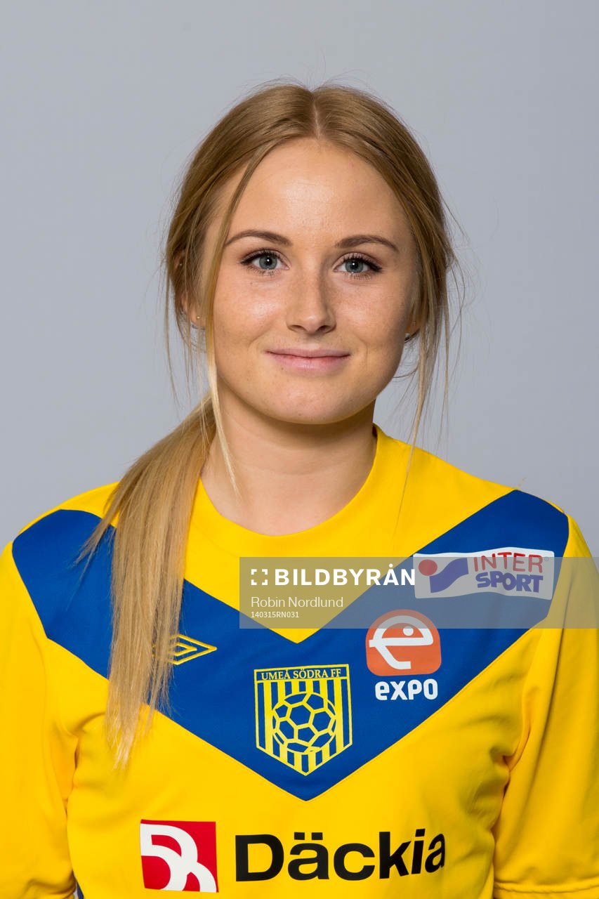 Damfotbollsspelaren Jonna Persson, Umeå Södra