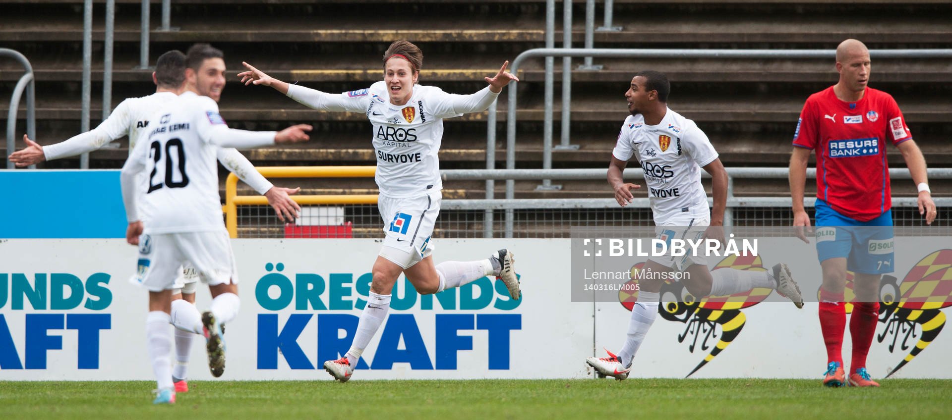 Syrianska Felix Michel har gjort 0-1 och jublar i matchen i