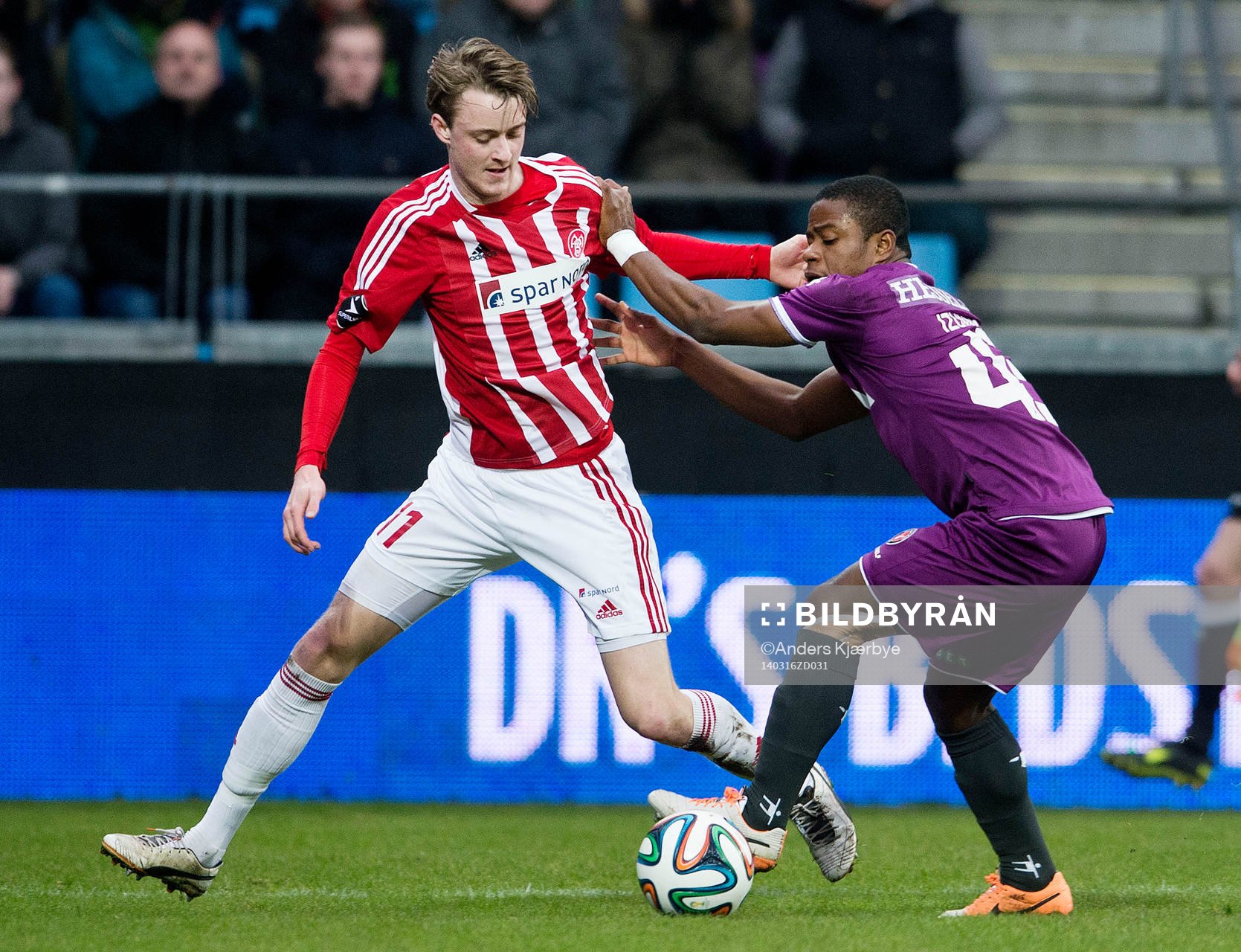 [DK=20140316: Rasmus Jönsson, AaB og Izunna Uzochukwu, FCM]
