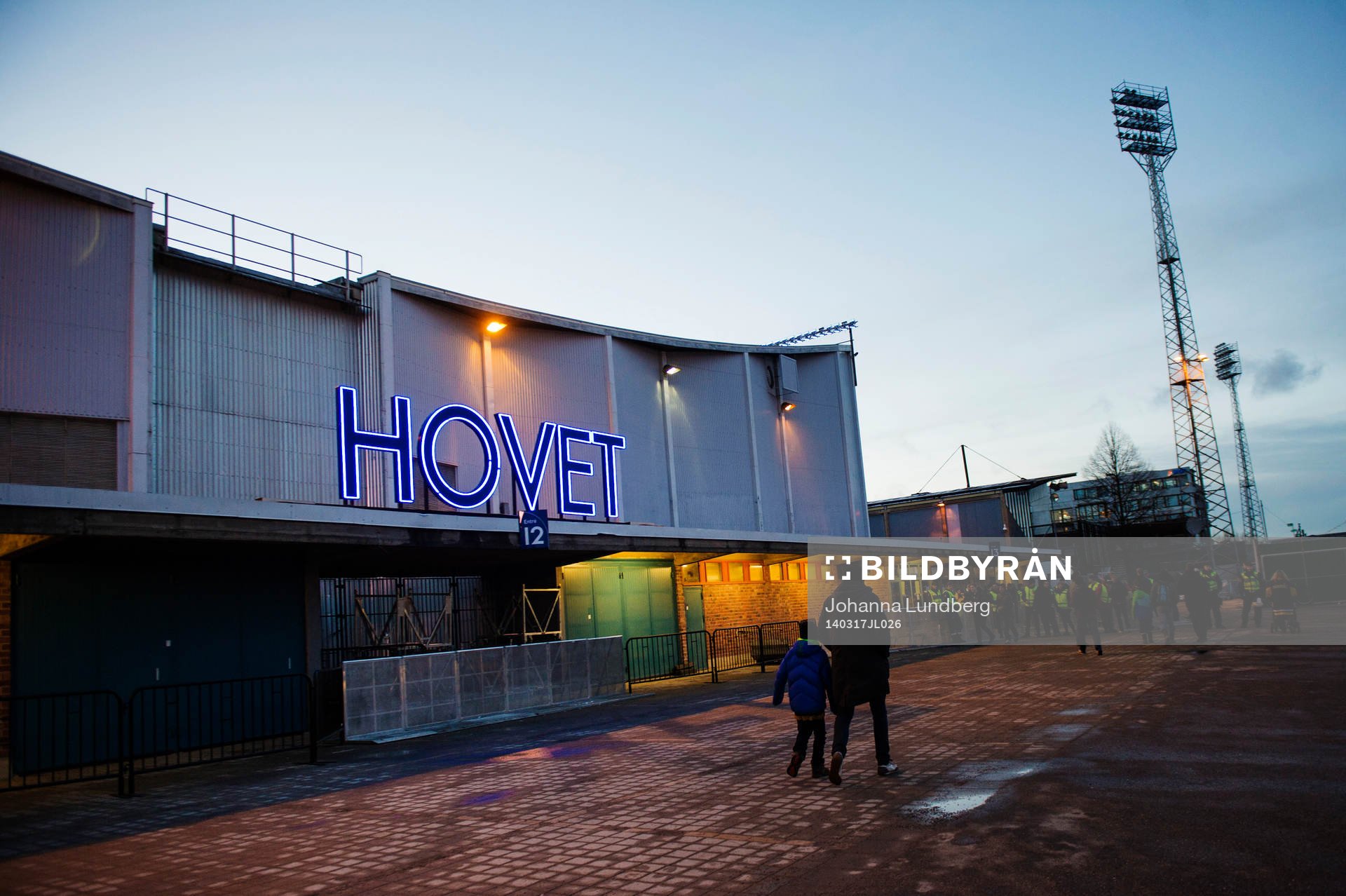 Hovet innan ishockeymatchen i kvalserien till SHL mellan