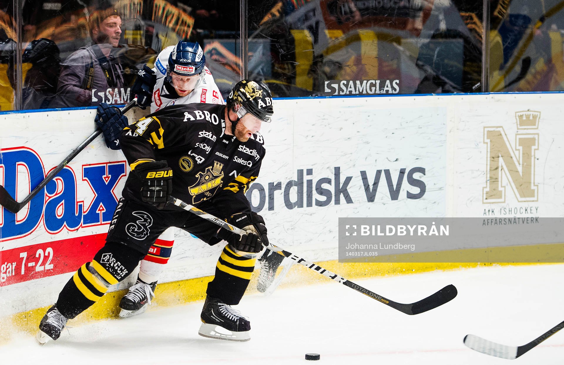 s Fredrik Svensson och Djurgårdens Michael Holmqvist