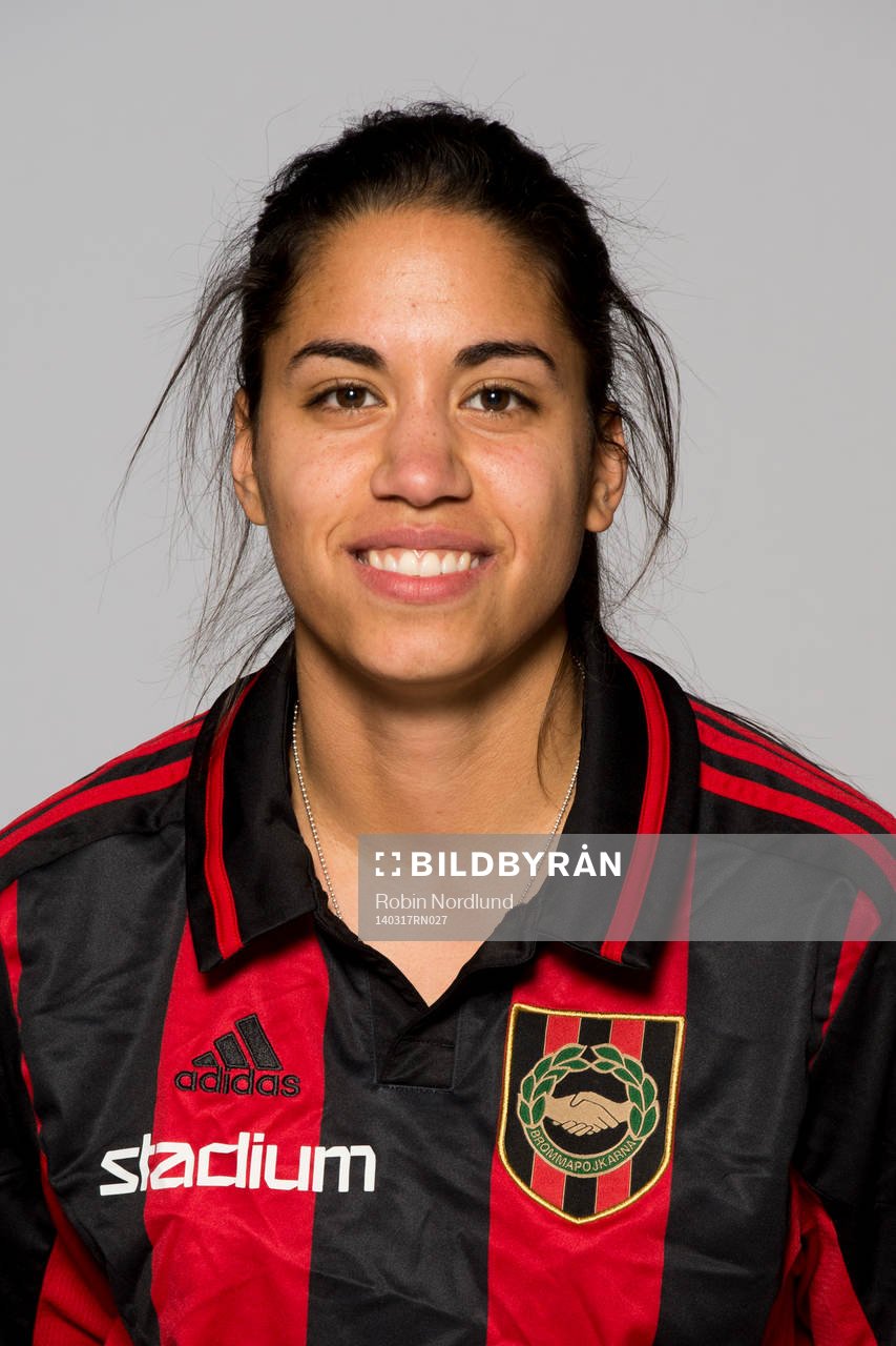 Damfotbollsspelaren Tempest-Marie Norlin, Brommapojkarna