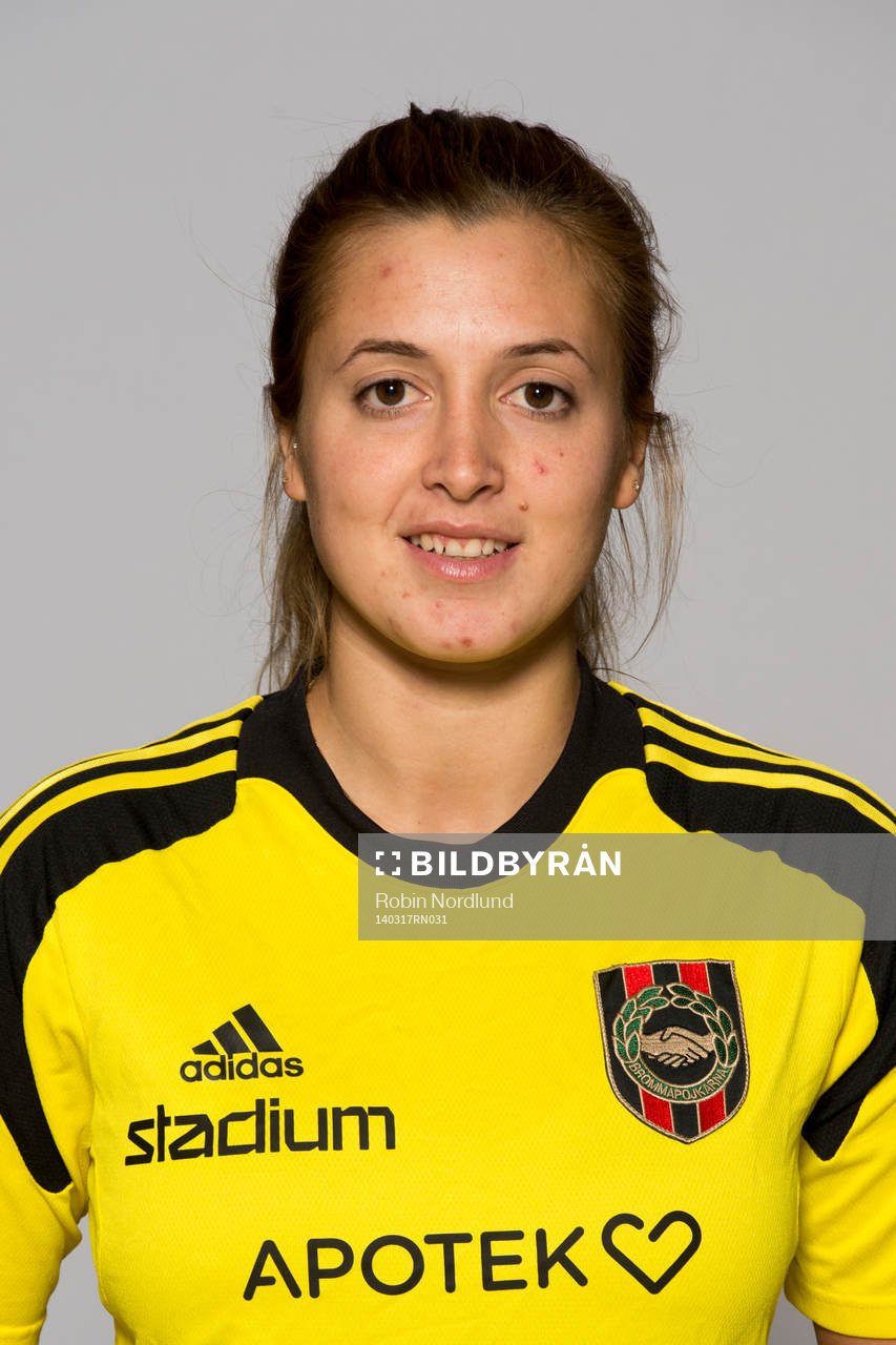 Damfotbollsspelaren Zeynep Anar, målvakt, Brommapojkarna