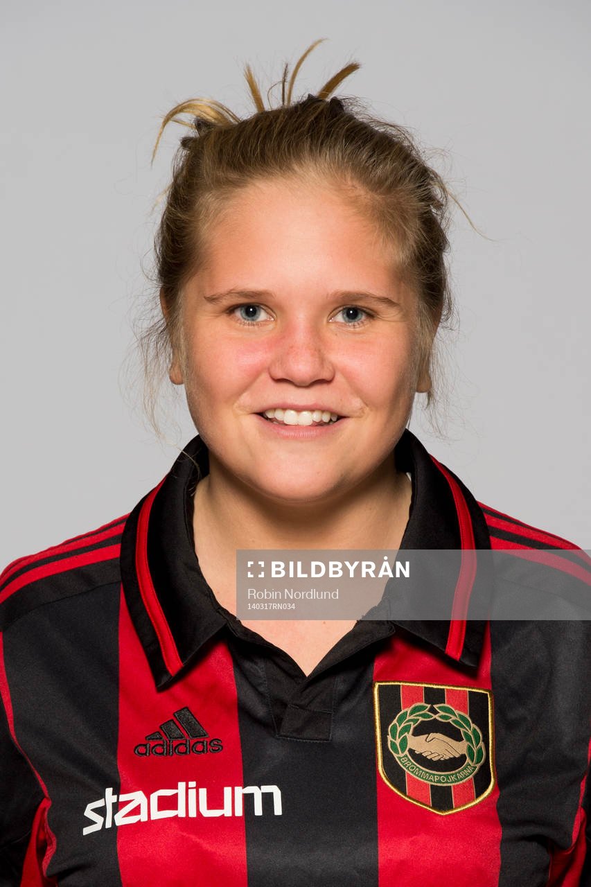 Damfotbollsspelaren Fia Grönborg, Brommapojkarna