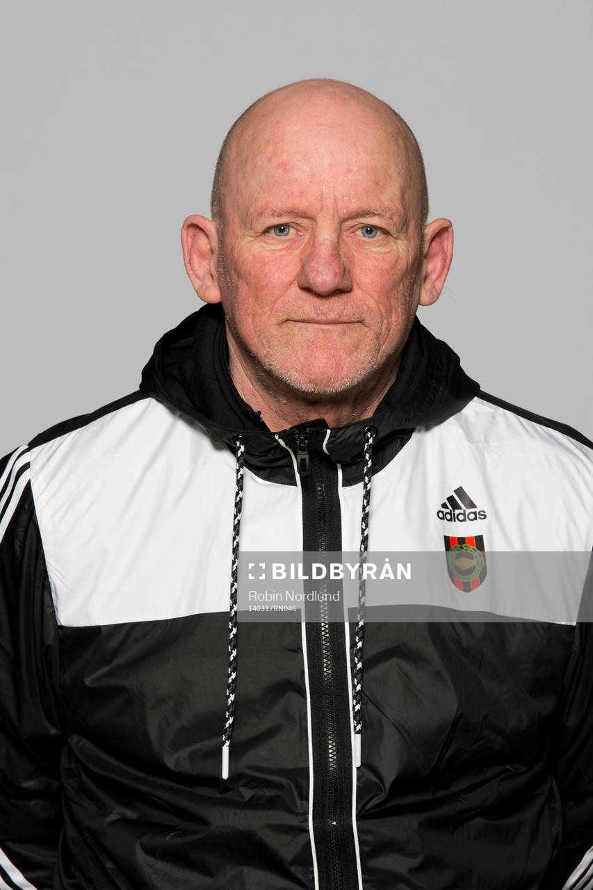 Hans Yfver, Materialare, Brommapojkarna