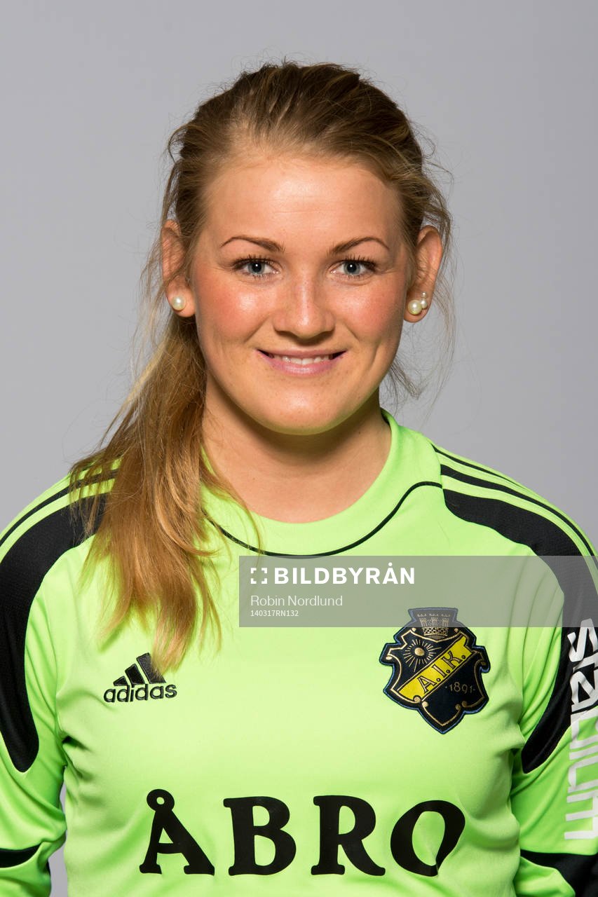 Damfotbollsspelaren Hilde Gunn Olsen, AIK