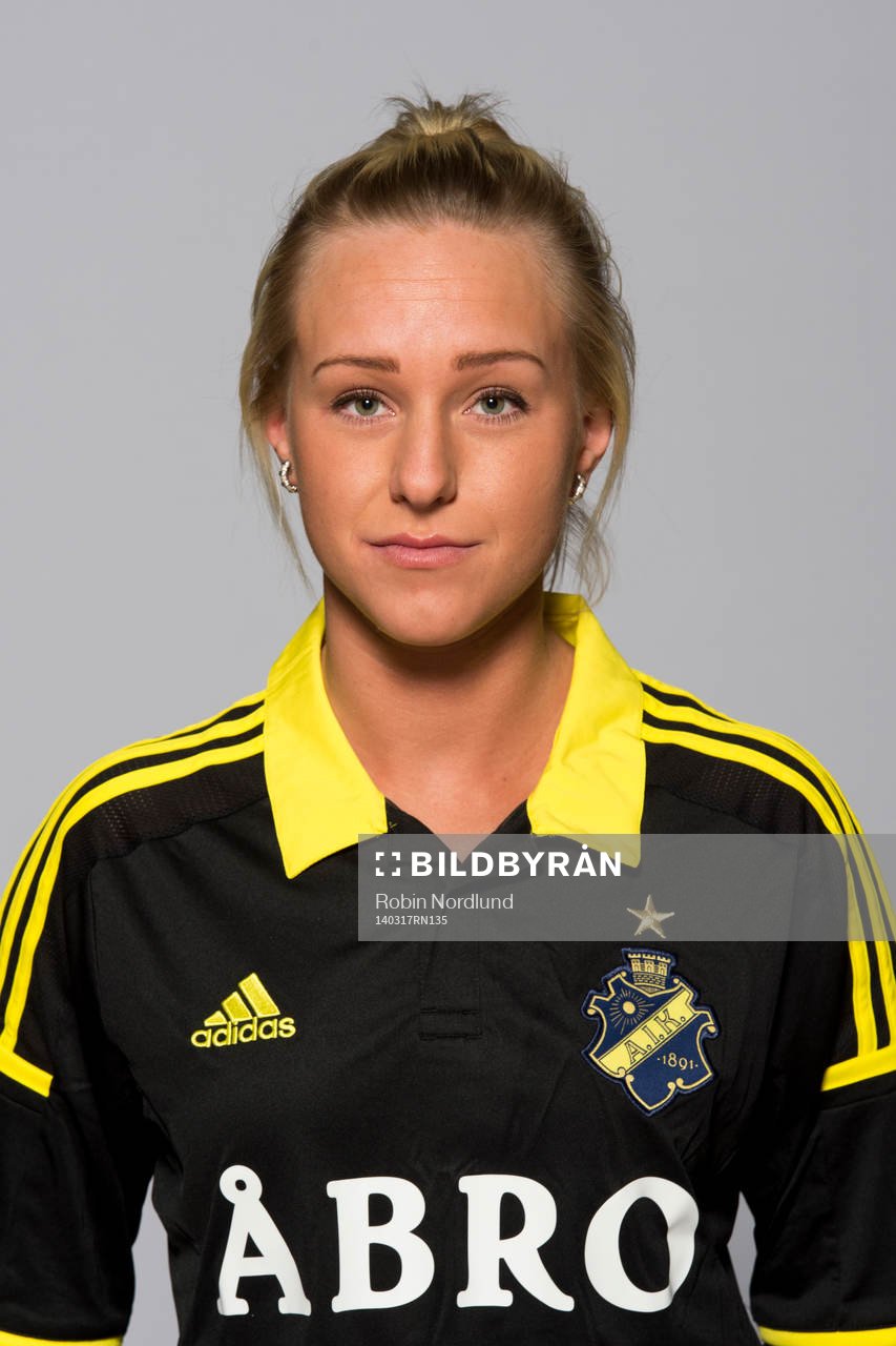 Damfotbollsspelaren Sarah Fredriksson, AIK