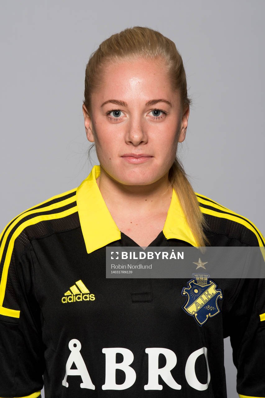 Damfotbollsspelaren Sarah Storck, AIK