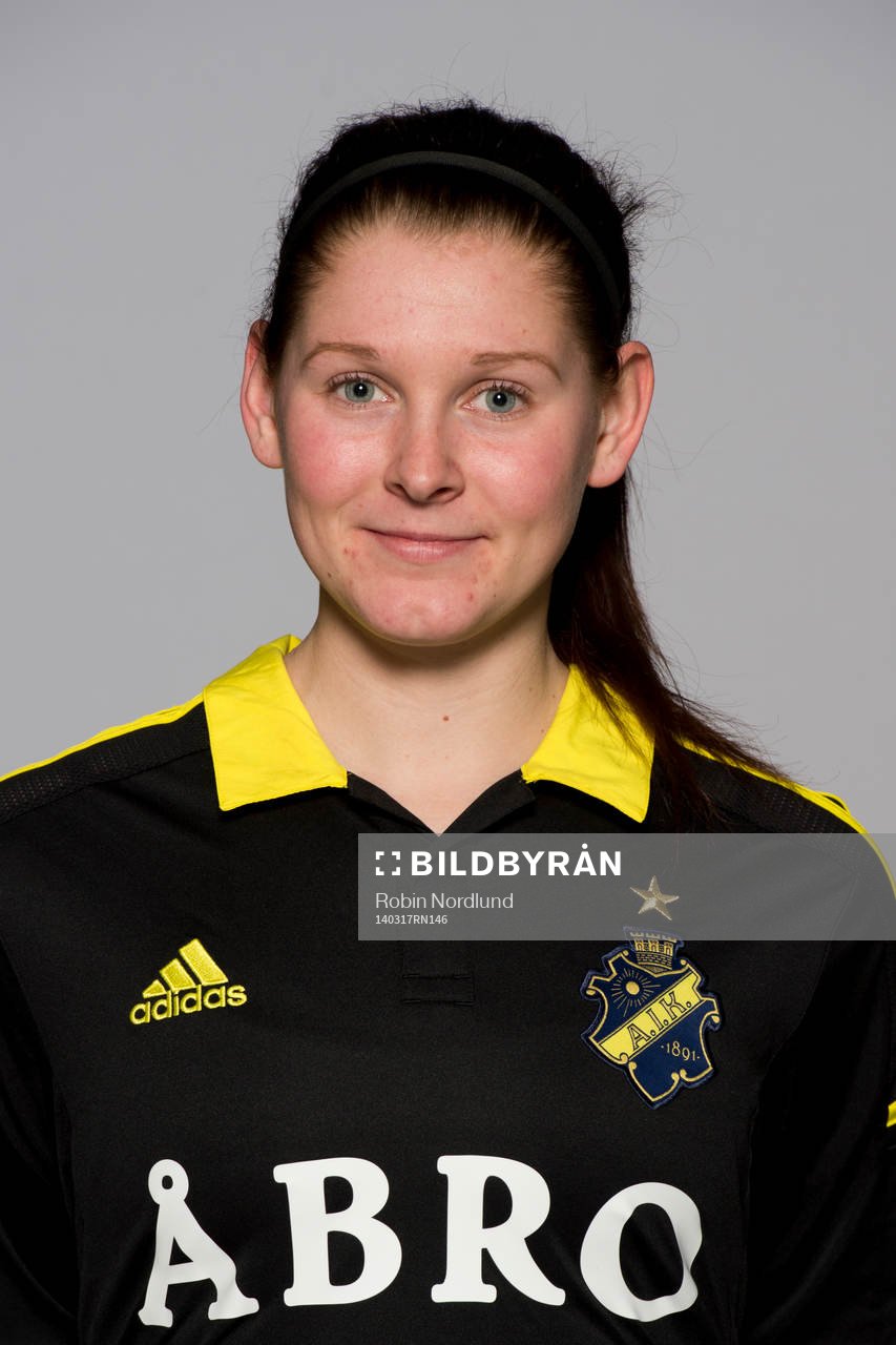 Damfotbollsspelaren Madeleine Rohr, AIK