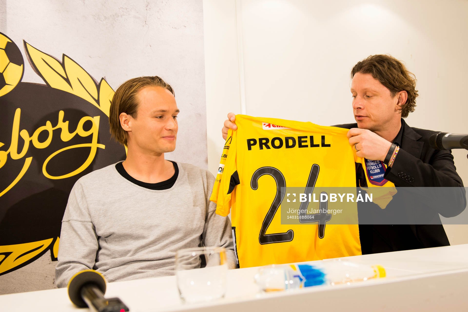 Nyförvärvet Viktor Prodell presenters