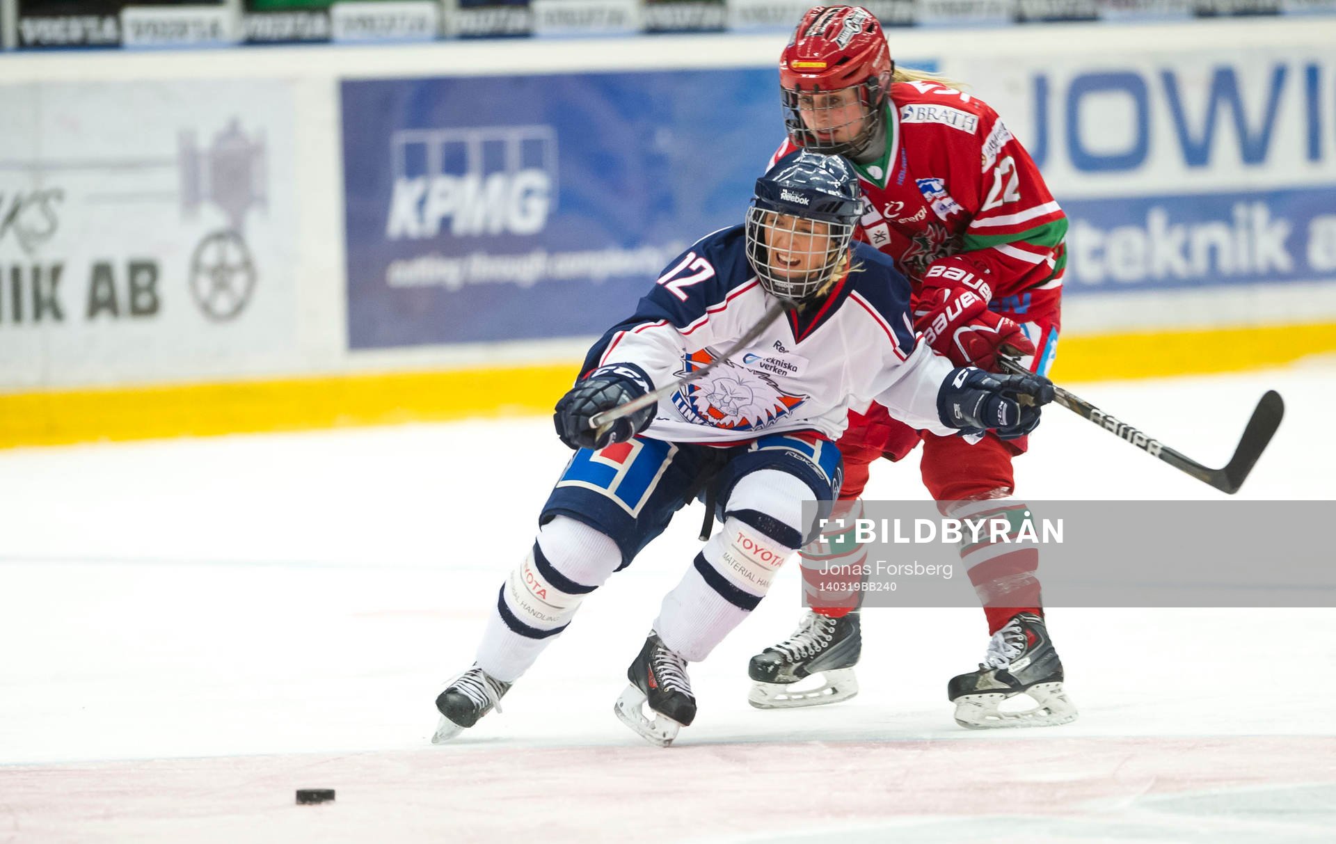 Linköping Emma Holmbom och Modos Viktoria Samuelsson