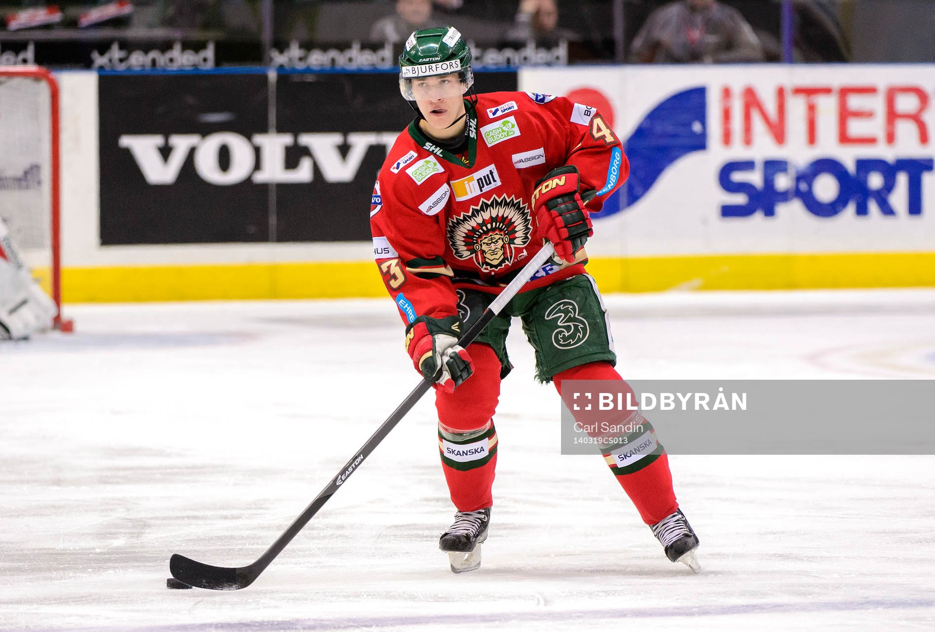 Frölundas Tom Nilsson med pucken