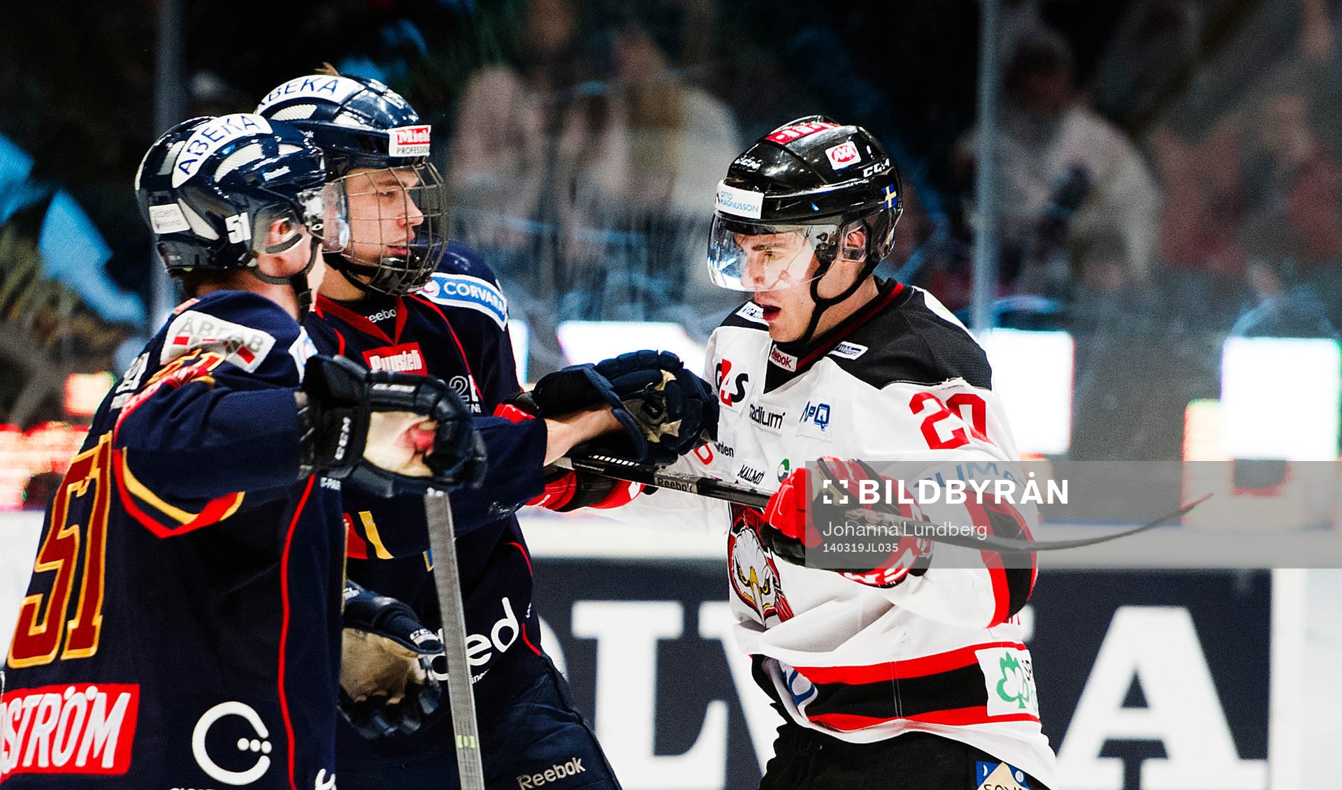 Djurgårdens David Lidström och Andreas Englund i bråk