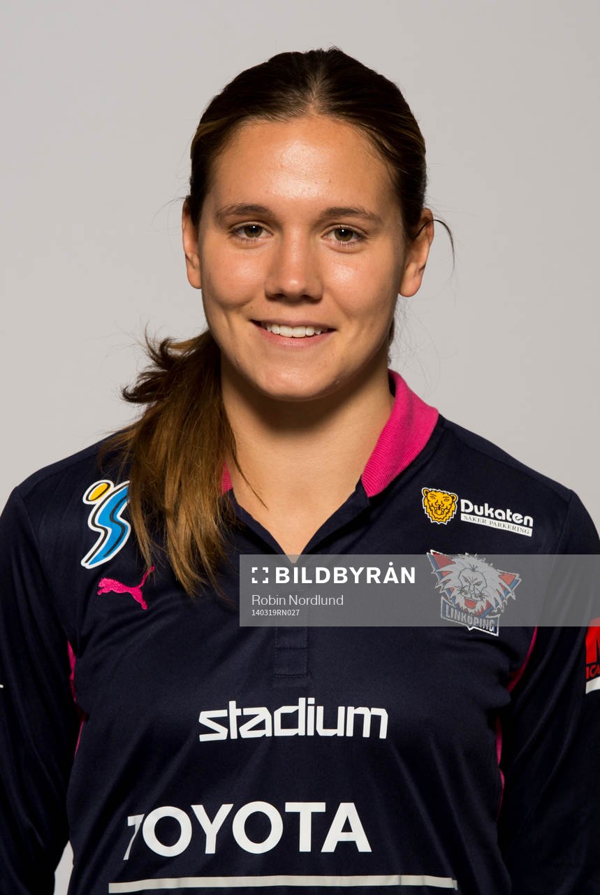 Damfotbollsspelaren Emma Lennartsson, Linköping