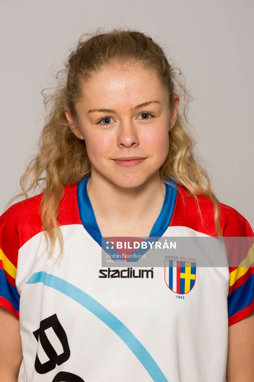 Damfotbollsspelaren Maja Göthberg, Hovås/Billdal