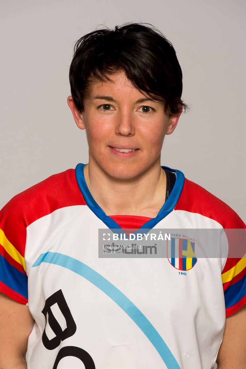 Damfotbollsspelaren Linda Nöjd, Hovås/Billdal