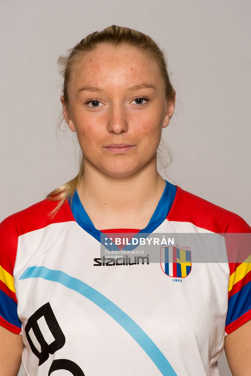 Damfotbollsspelaren Johanna Englund, Hovås/Billdal