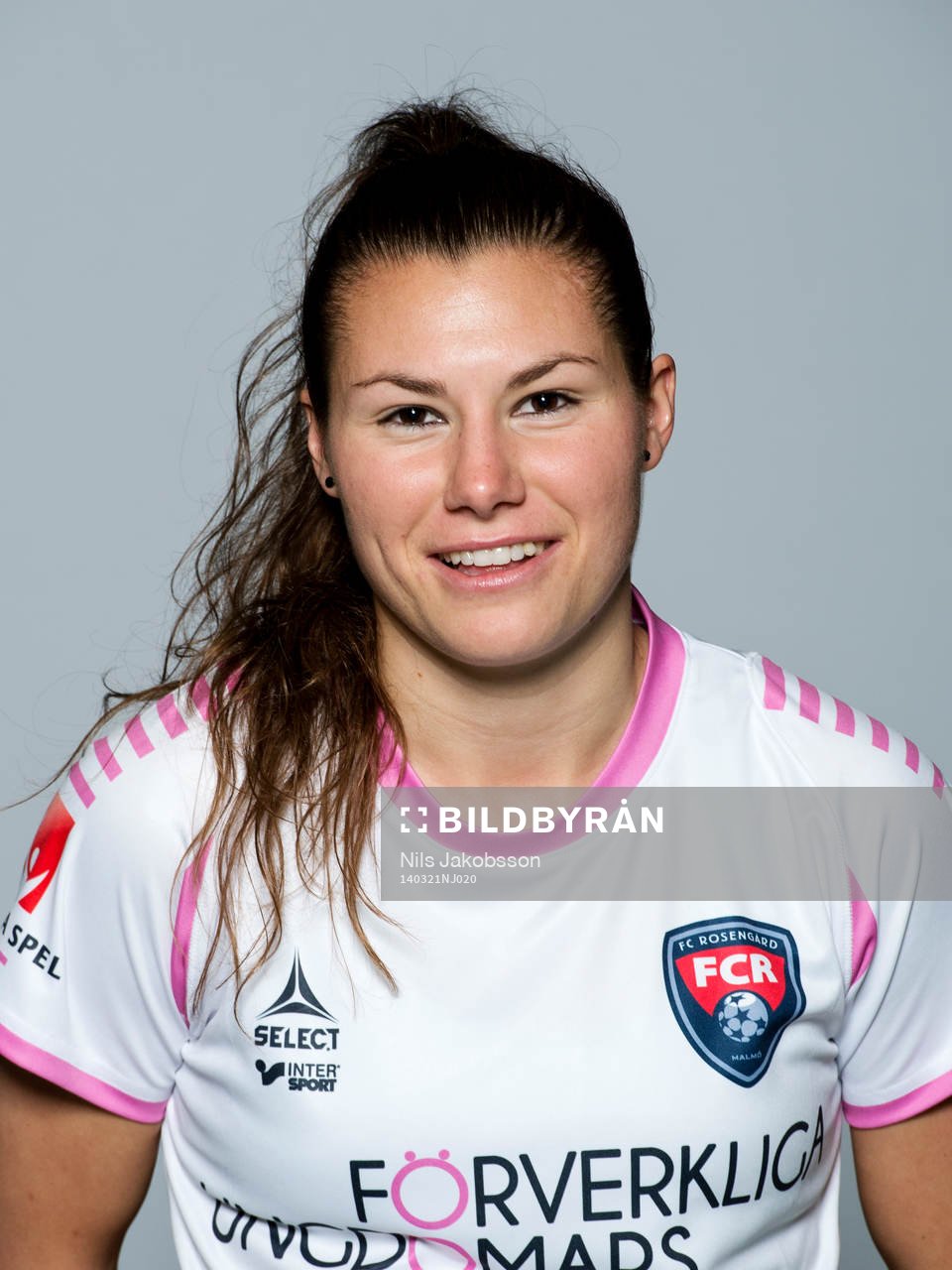 FC Rosengårds Ramona Bachmann poserar för ett porträtt den 21 mars 2014 i Malmö.