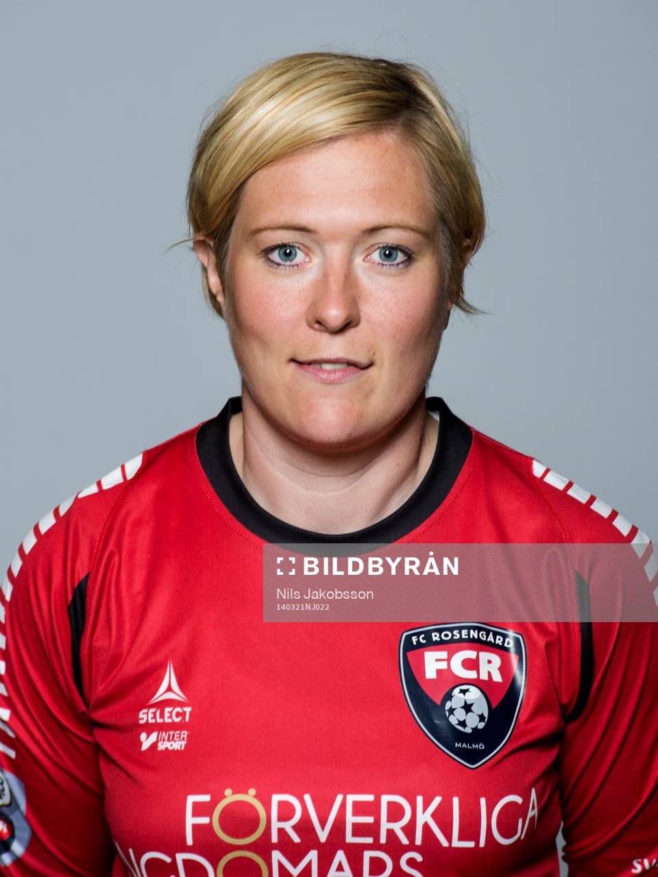 FC Rosengårds målvakt Thora Helgadottir poserar för ett porträtt den 21 mars 2014 i Malmö.