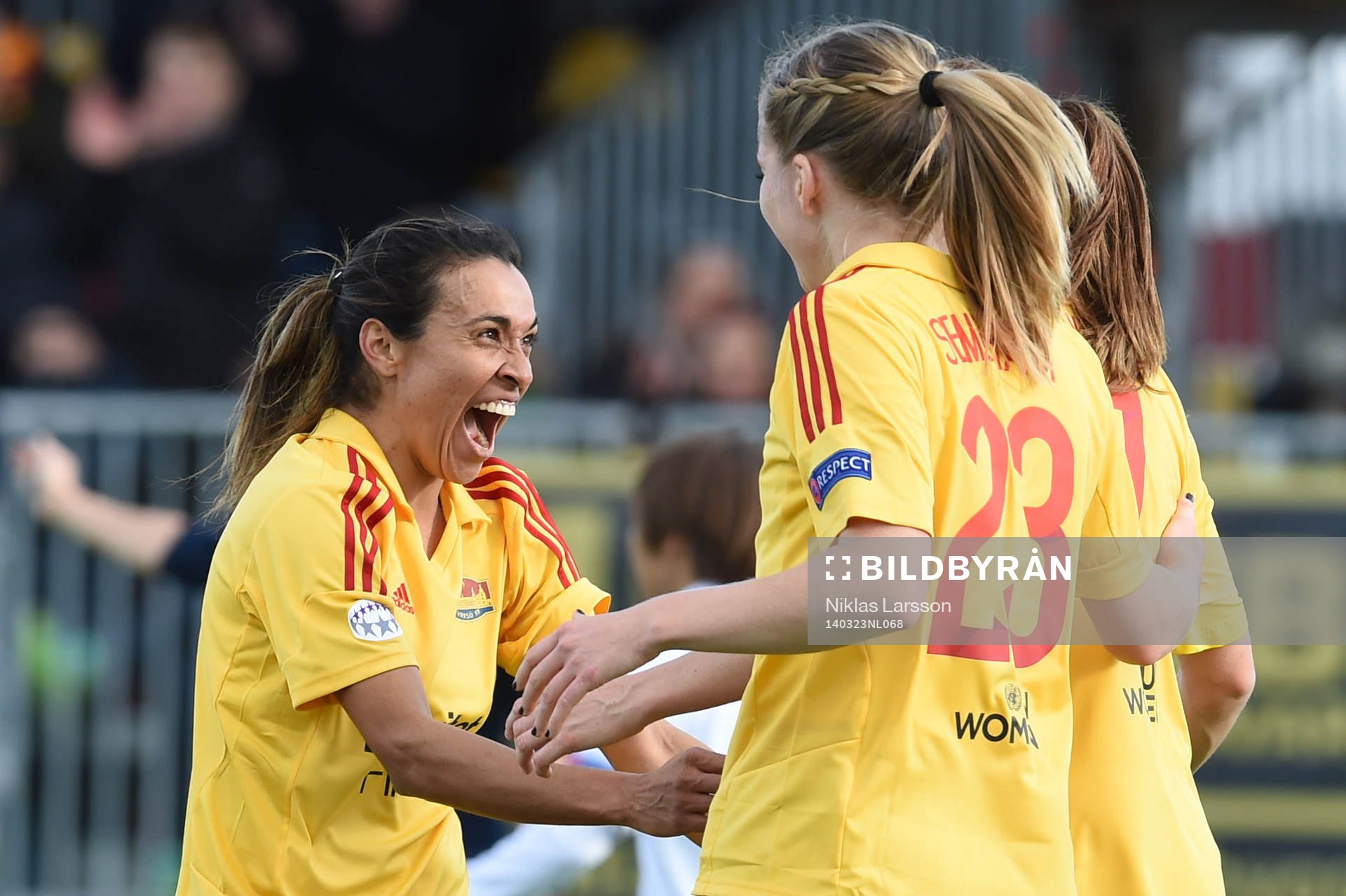 Tyresös Marta Viera Da Silva jublar under kvartsfinalen av damernas champions league mellan Tyresö och Neulengbach 23 mars 2014 i Stockholm .