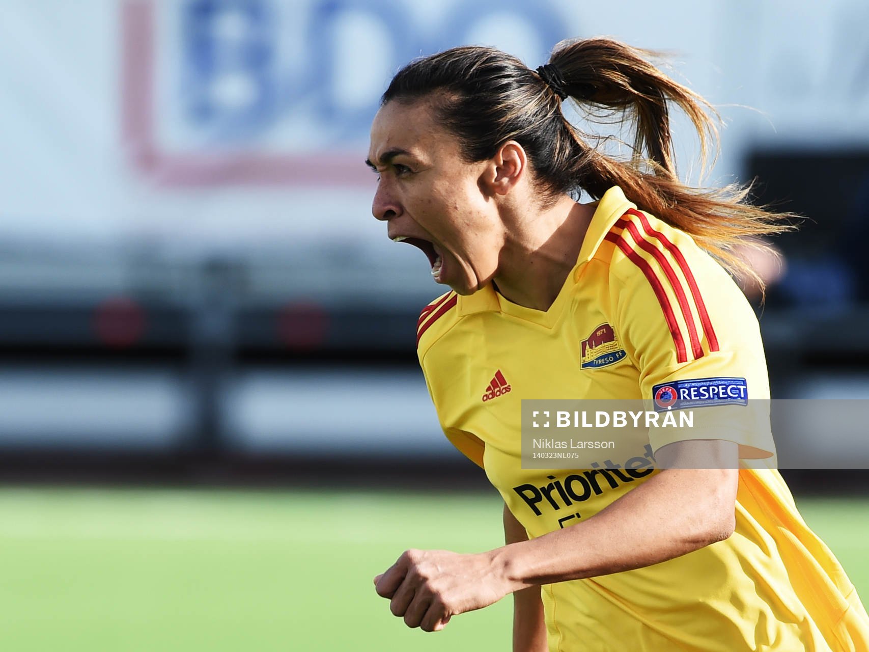 Tyresös Marta Viera Da Silva jublar efter 2-0 under kvartsfinalen av damernas champions league mellan Tyresö och Neulengbach 23 mars 2014 i Stockholm.