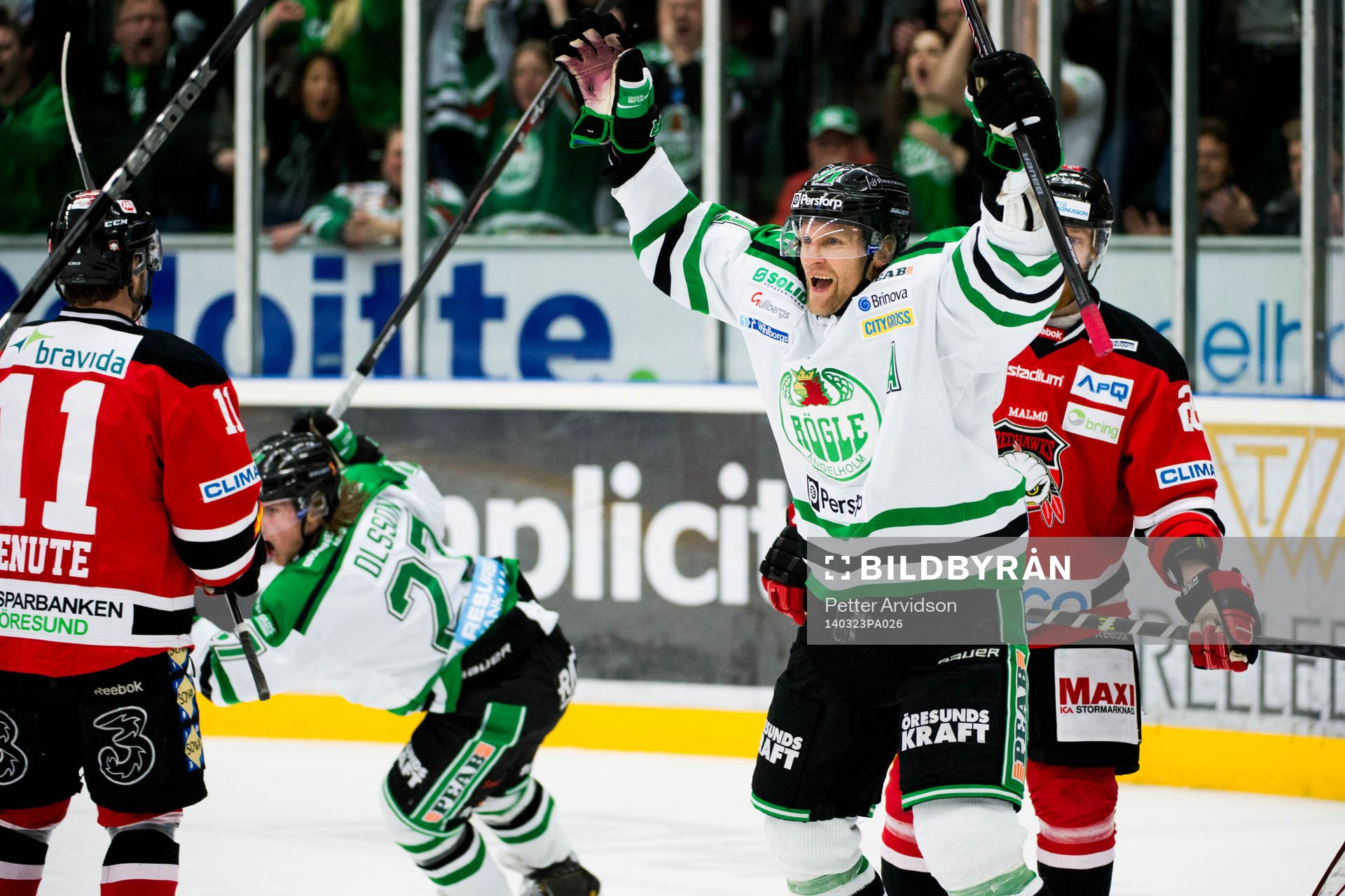 Rögles Mathias Tjärnqvist jublar