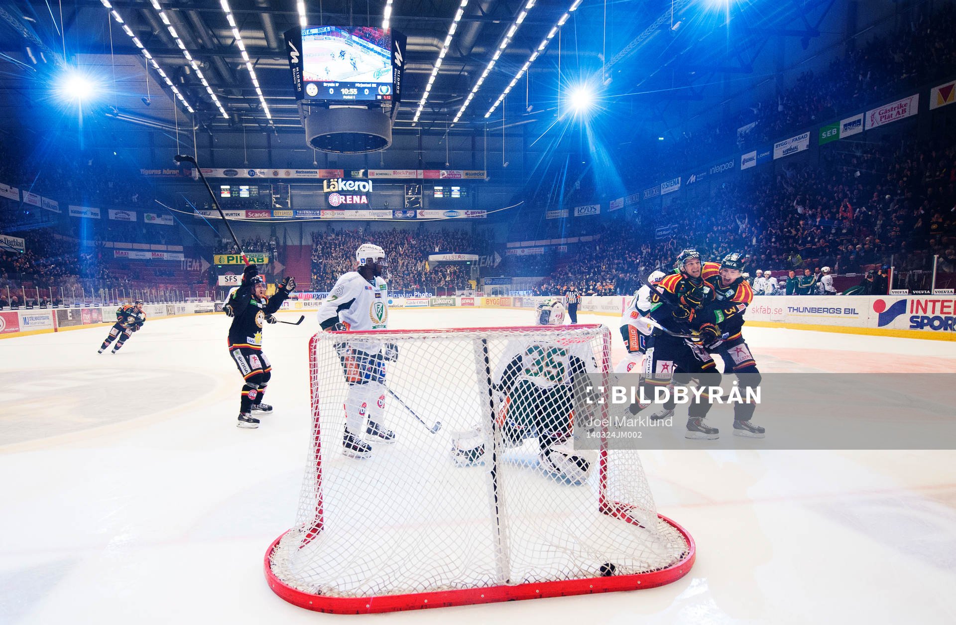 Brynäs Johan Harju och Daniel Brodin jublar tillsammans