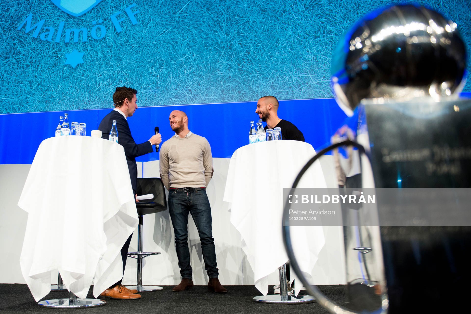 Malmö FFs Magnus Eriksson och Guillermo Molins i