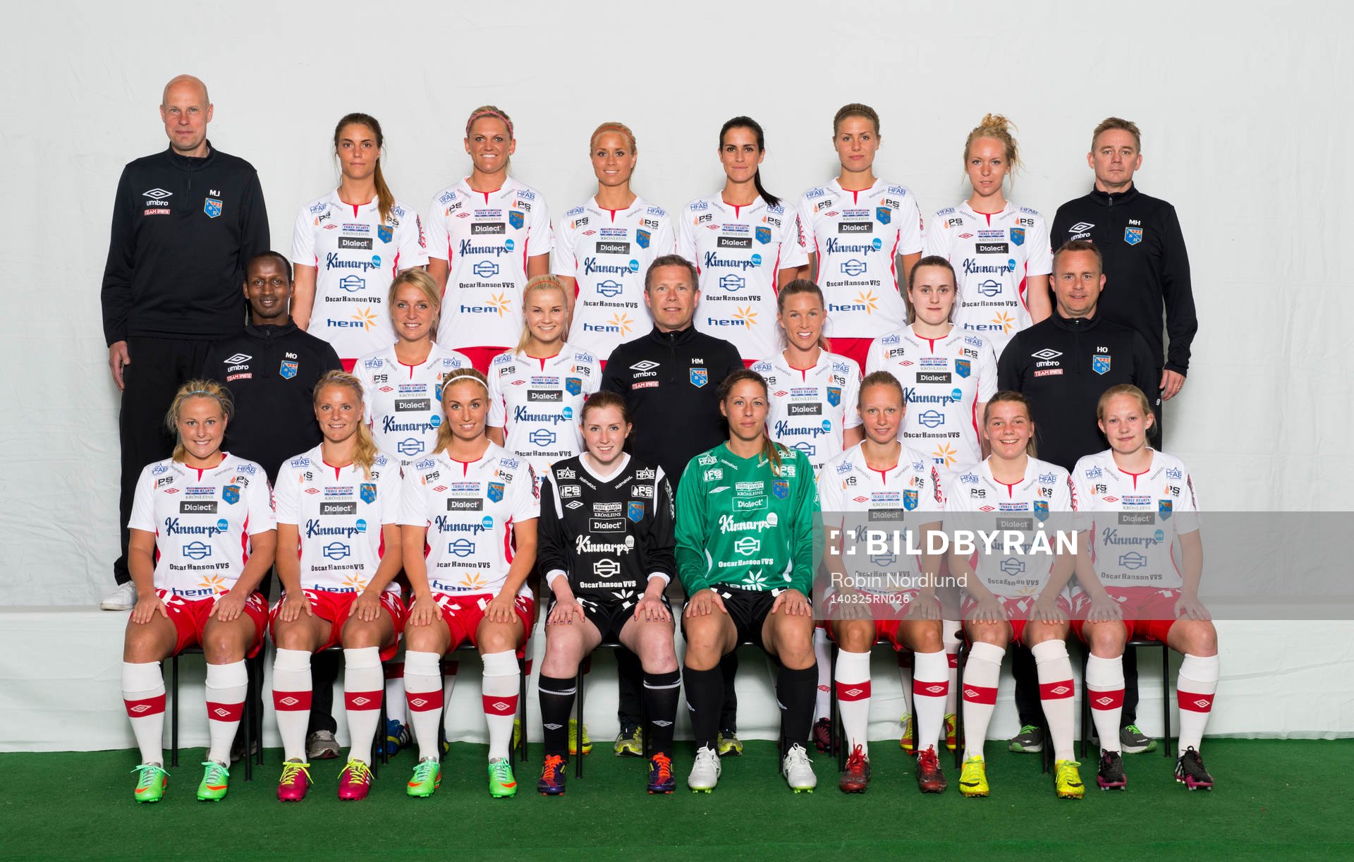 Spelare i damfotbollslaget Halmia