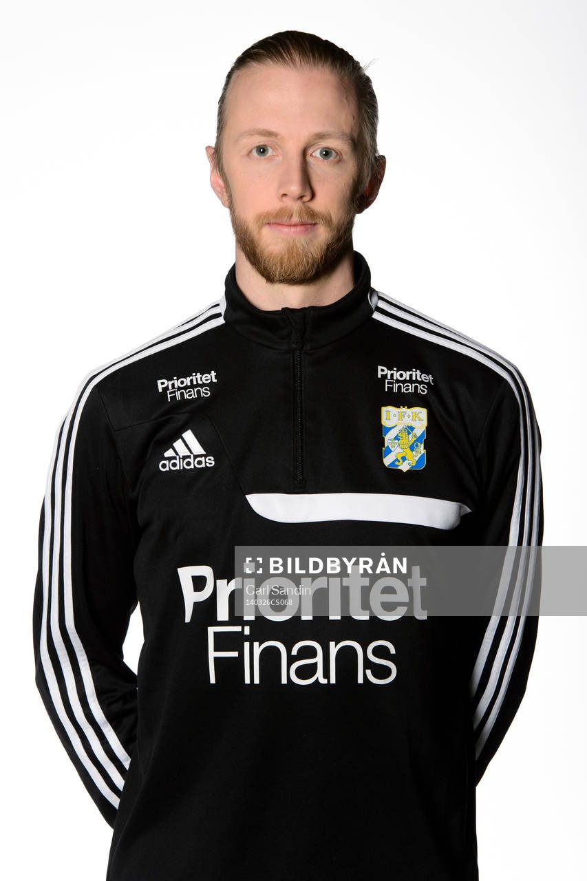 IFK Göteborgs sjukgymnast Tim Rahmquist poserar för ett porträtt den 26 mars 2014.