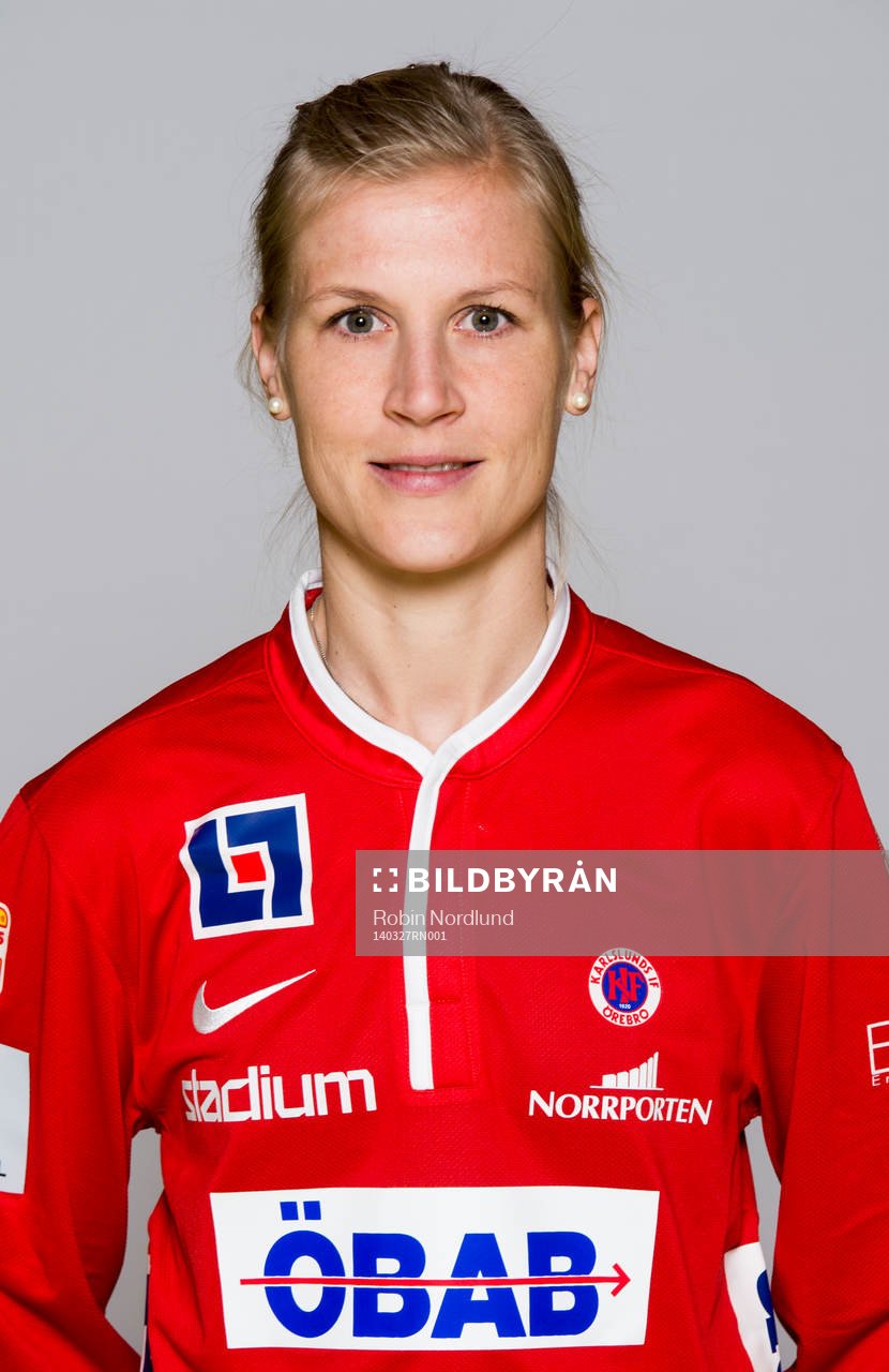 Damfotbollsspelaren Sanna Talonen, Örebro
