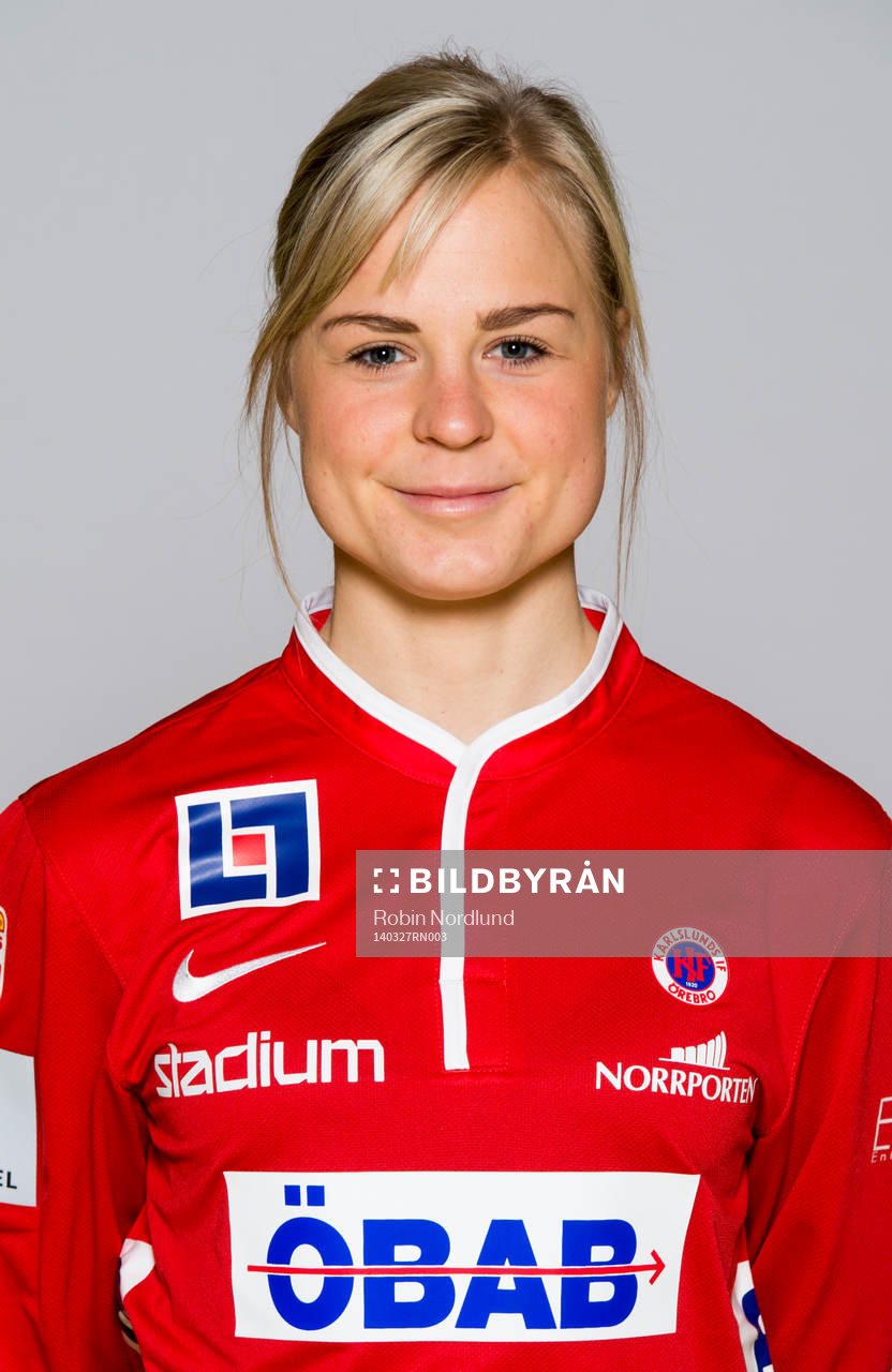 Damfotbollsspelaren Maria Synnerdahl, Örebro