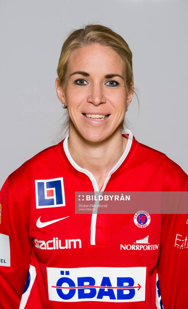 Damfotbollsspelaren Elin Magnusson, Örebro