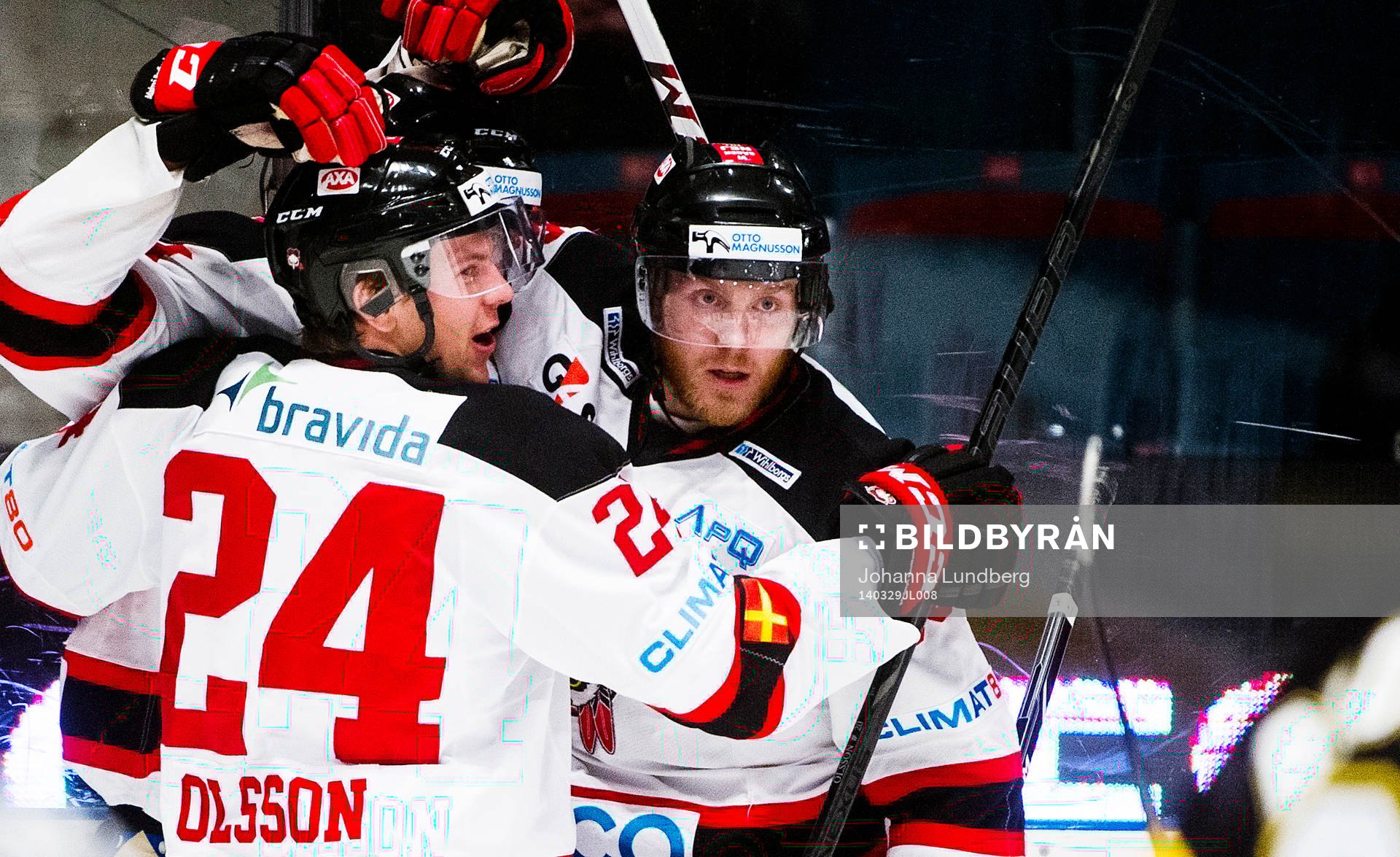 Malmö Redhawks spelare jublar