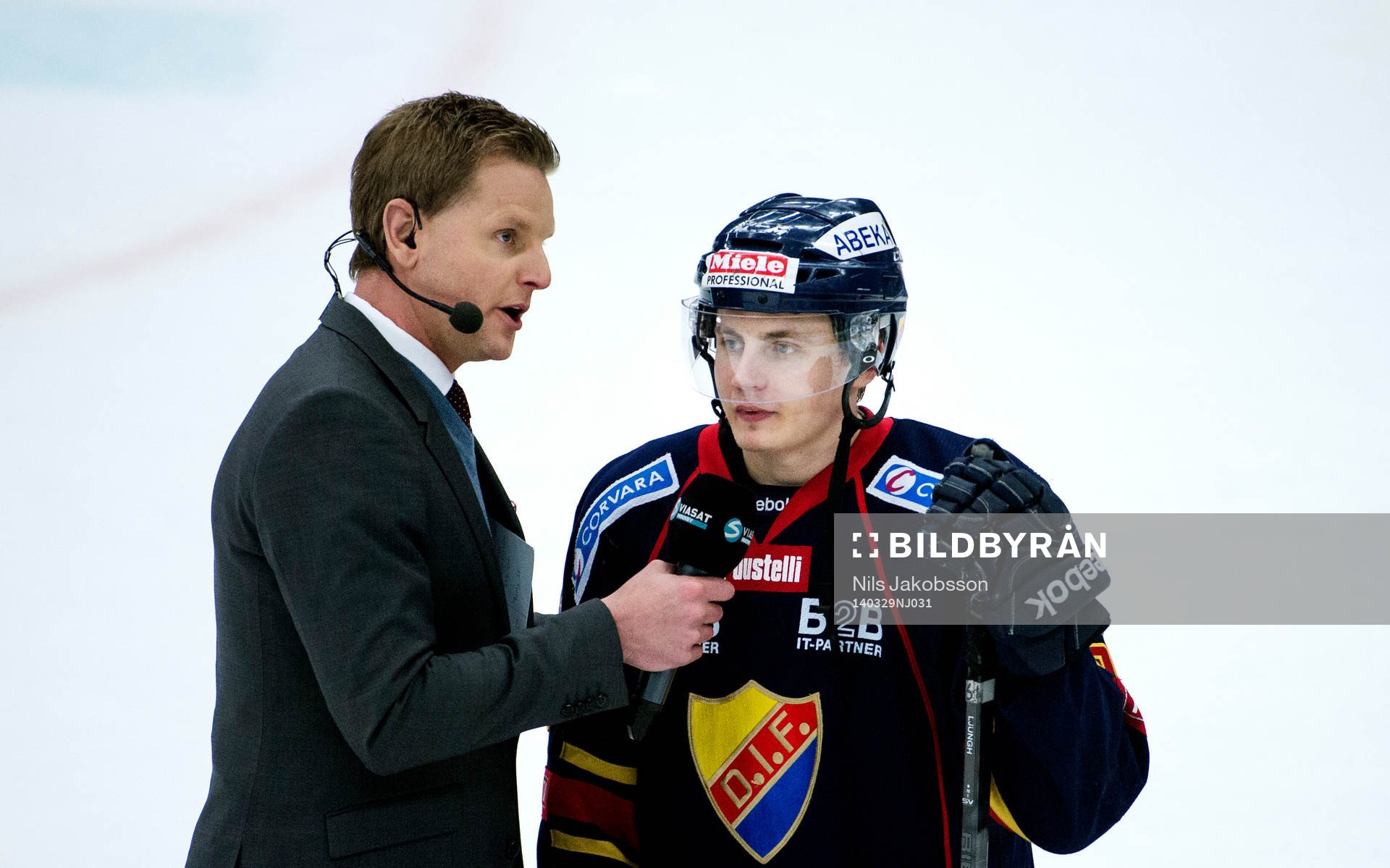 Niklas Jihde på Viasat intervjuar Djurgårdens