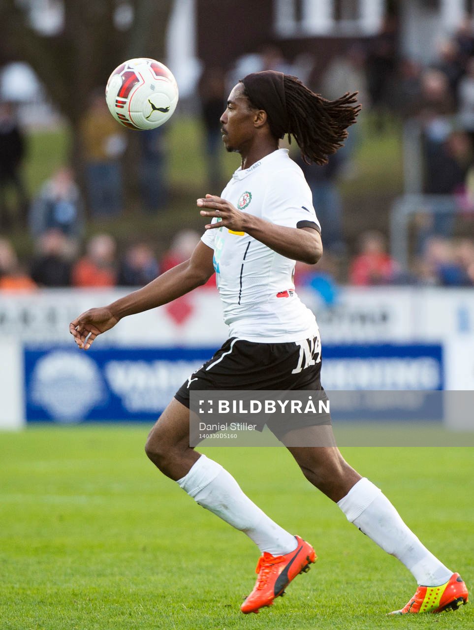 Örebros Ayanda Nkili