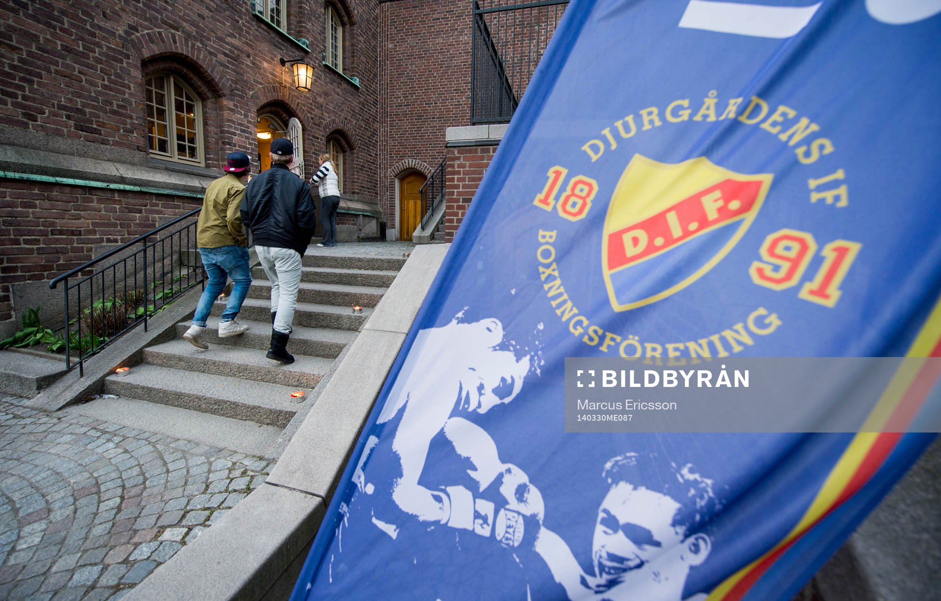 Djurgårdens supportrar sörjer supportern som