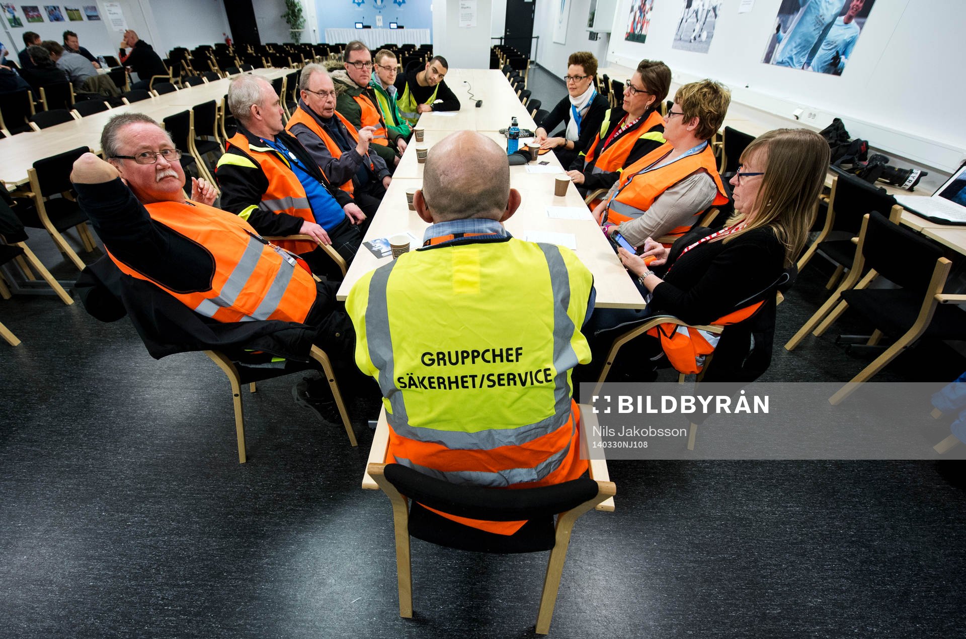 Gruppchefen för säkerhet och service har ett möte innan