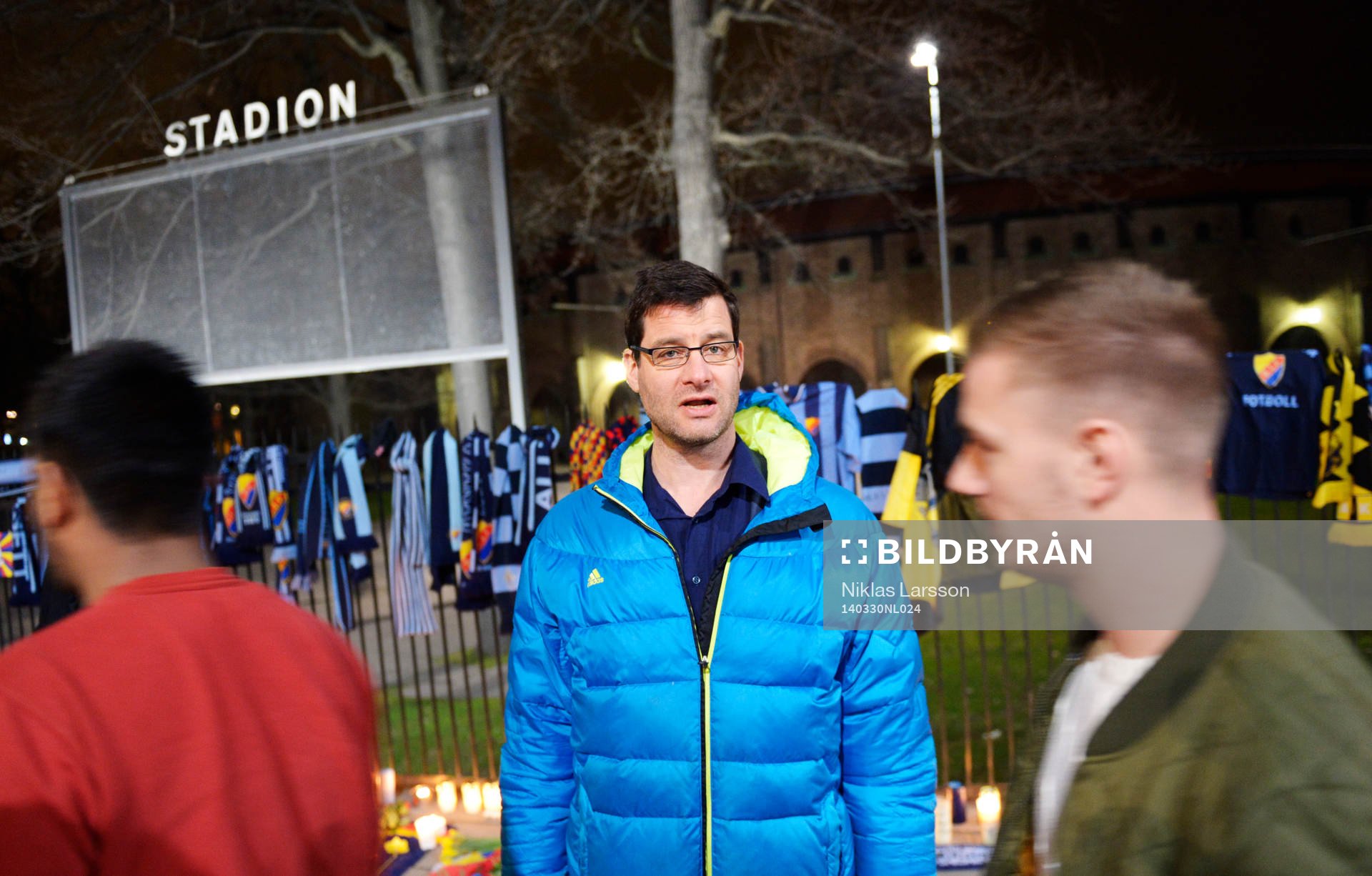 Djurgårdens Jonas Riedel deltar utanför Stadion i