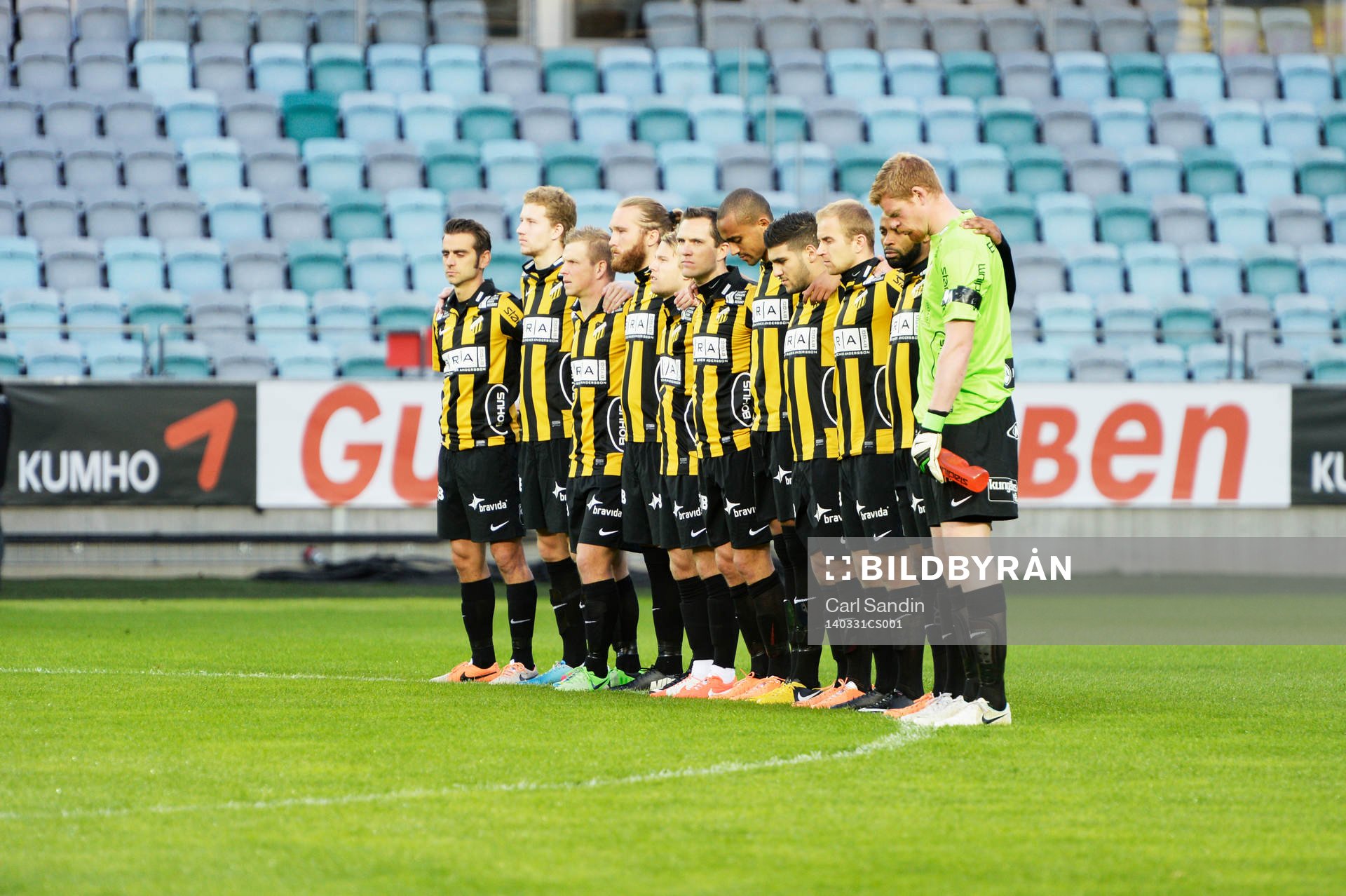 Häckens spelare i en tyst minut