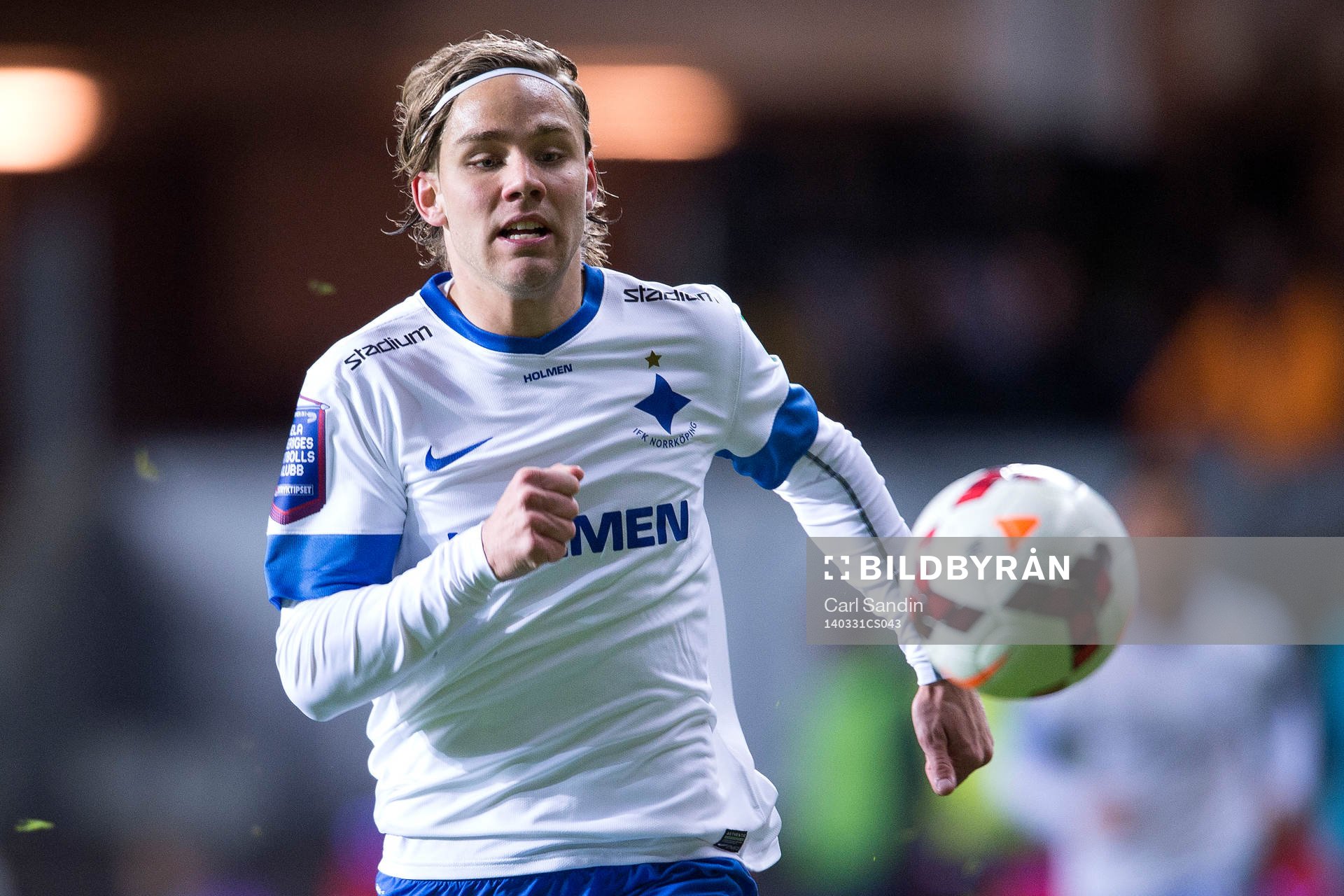 Norrköpings Christoffer Nyman jagar bollen