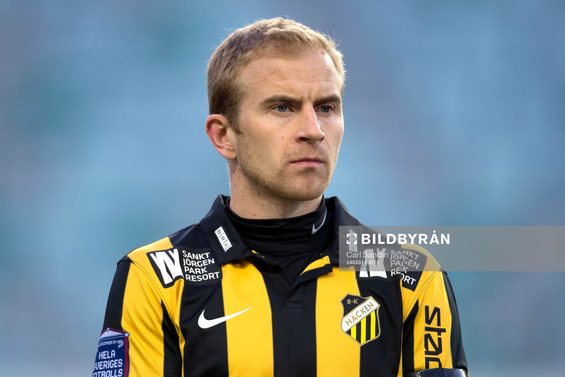 Häckens Kari Arkivuo innan fotbollsmatchen i Allsvenskan