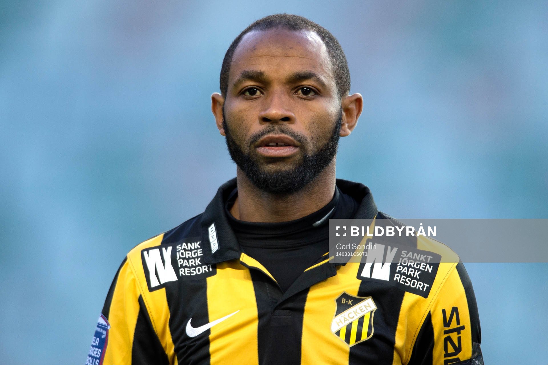 Häckens Rene Makondele innan fotbollsmatchen i Allsvenskan