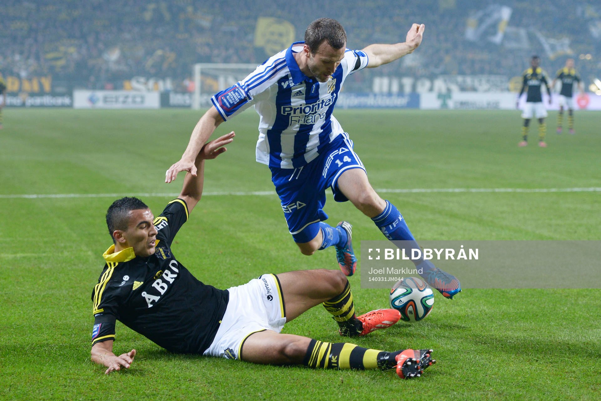 s Nabil Bahoui och IFK Göteborgs Hjalmar Jonsson