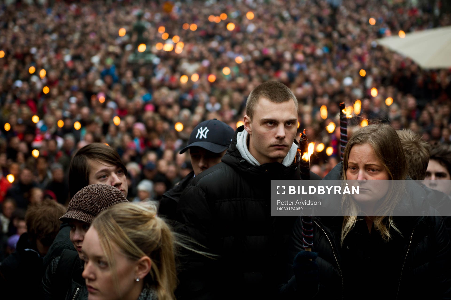 Tusentals har samlats för att delta i en manifestation på