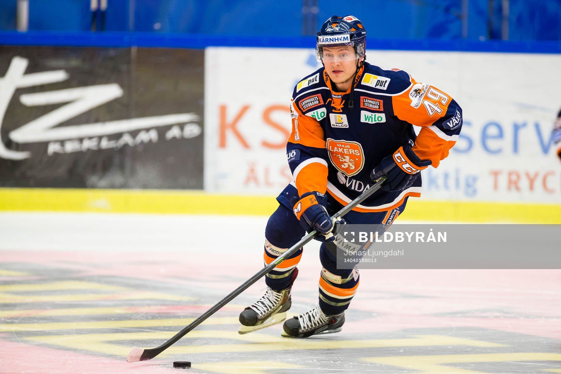 Växjös Rhett Rakhshani innan ishockeymatchen i SHL mellan