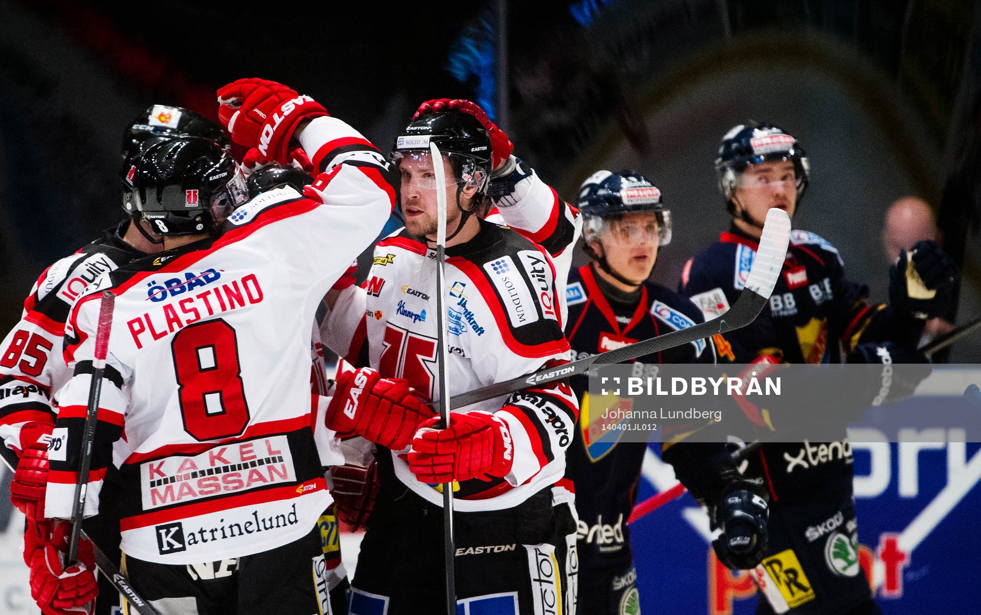 Örebros spelare jublar