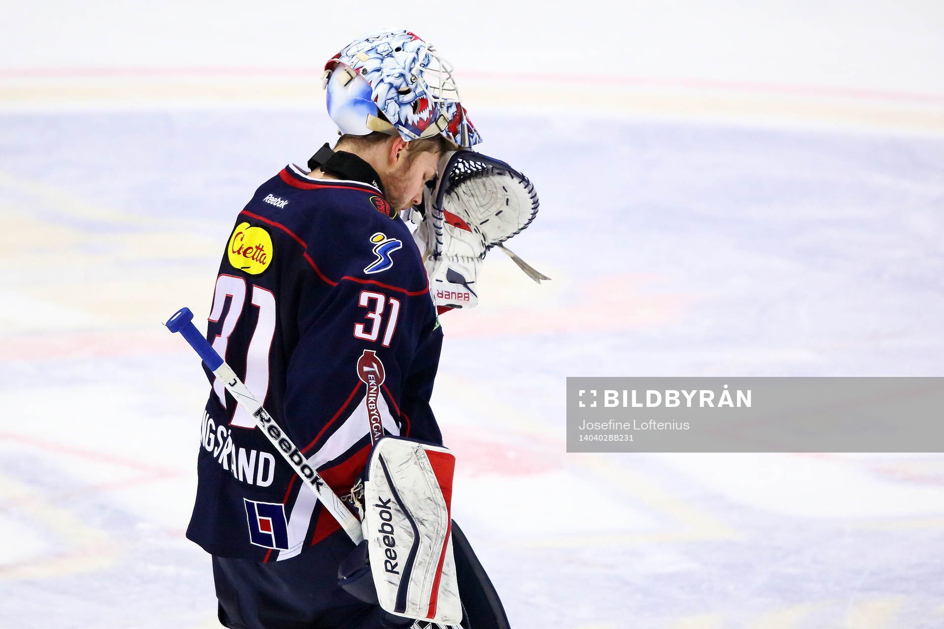 Linköpings målvakt Christian Engstrand deppar