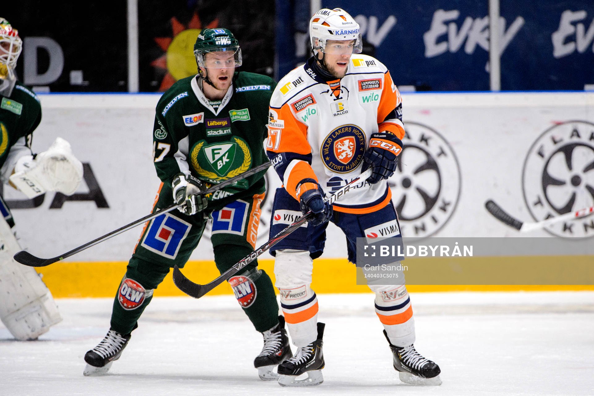 Färjestads Ville Lajunen och Växjös Robert Rosén